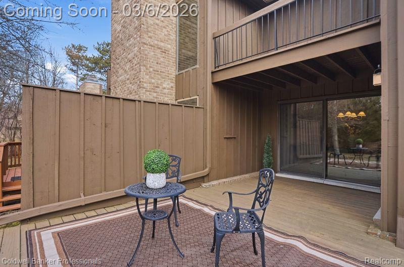 23715 Overlook Circle