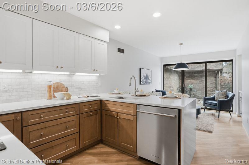 23715 Overlook Circle