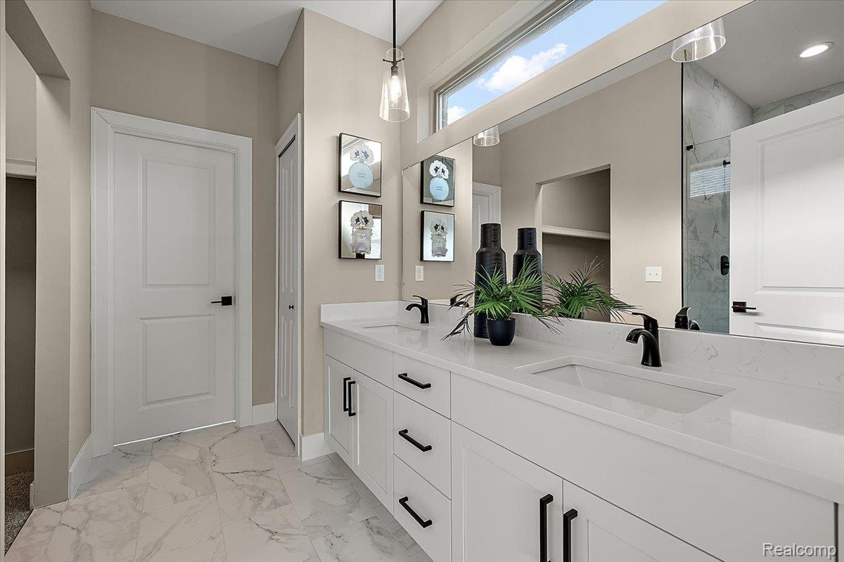 56667 Via Bellano 32