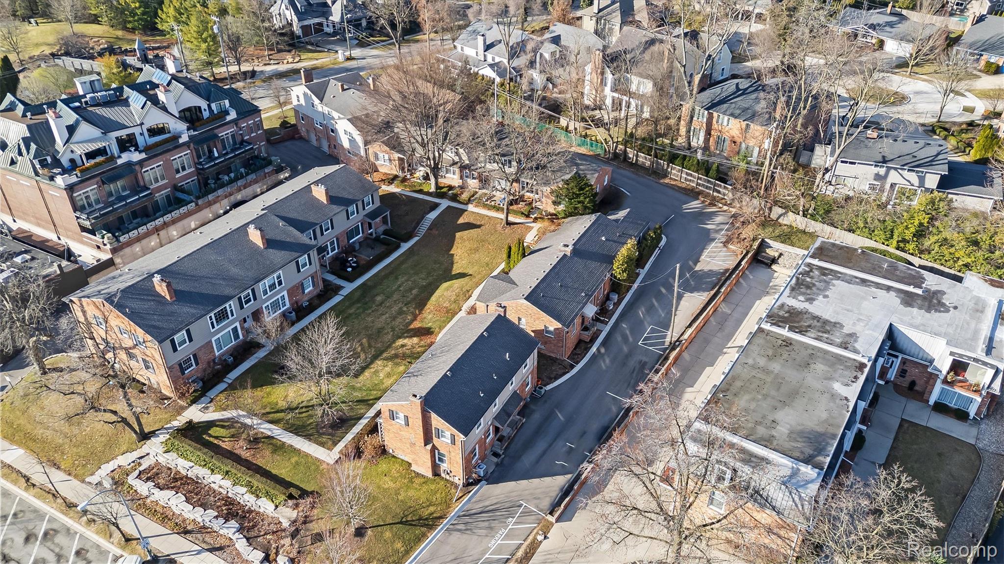 583 N Old Woodward Avenue