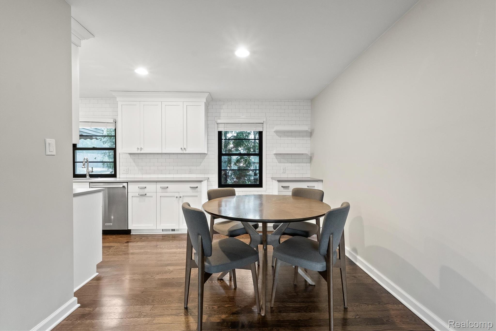 583 N Old Woodward Avenue