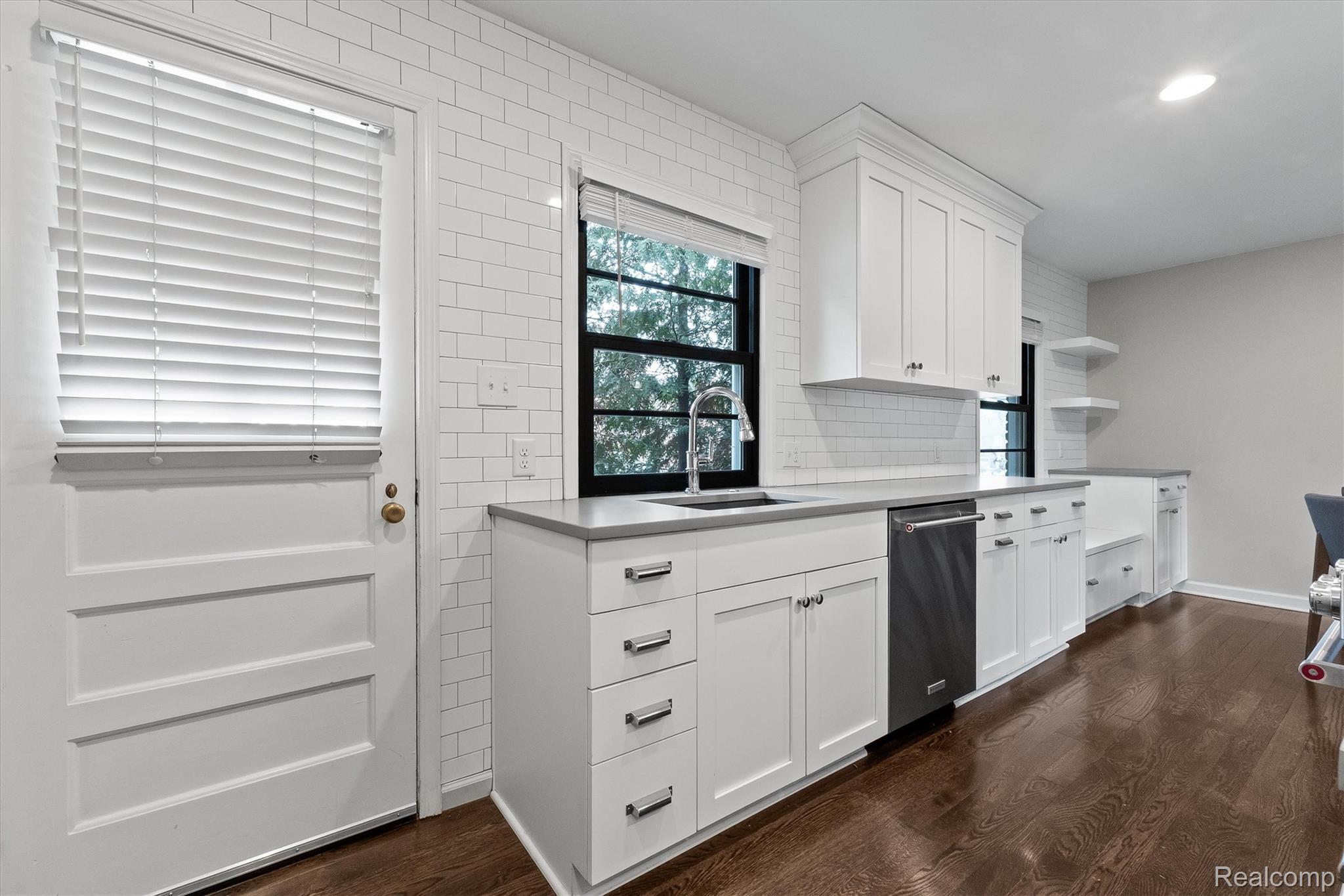 583 N Old Woodward Avenue