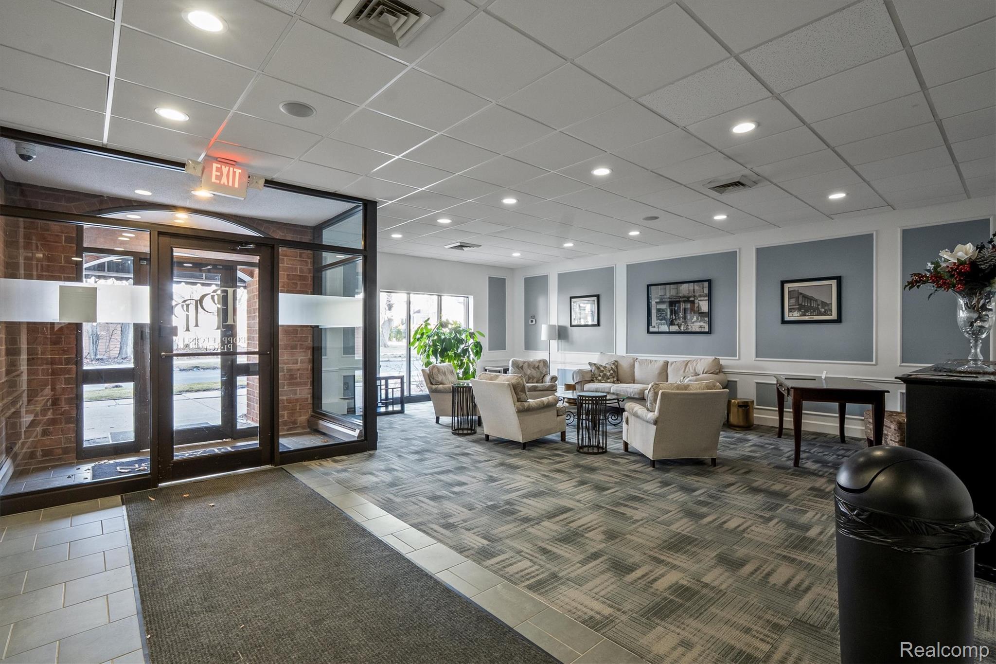 35300 Woodward Avenue 507