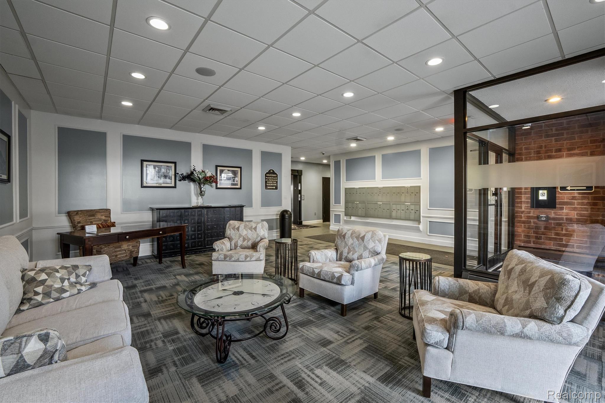 35300 Woodward Avenue 507