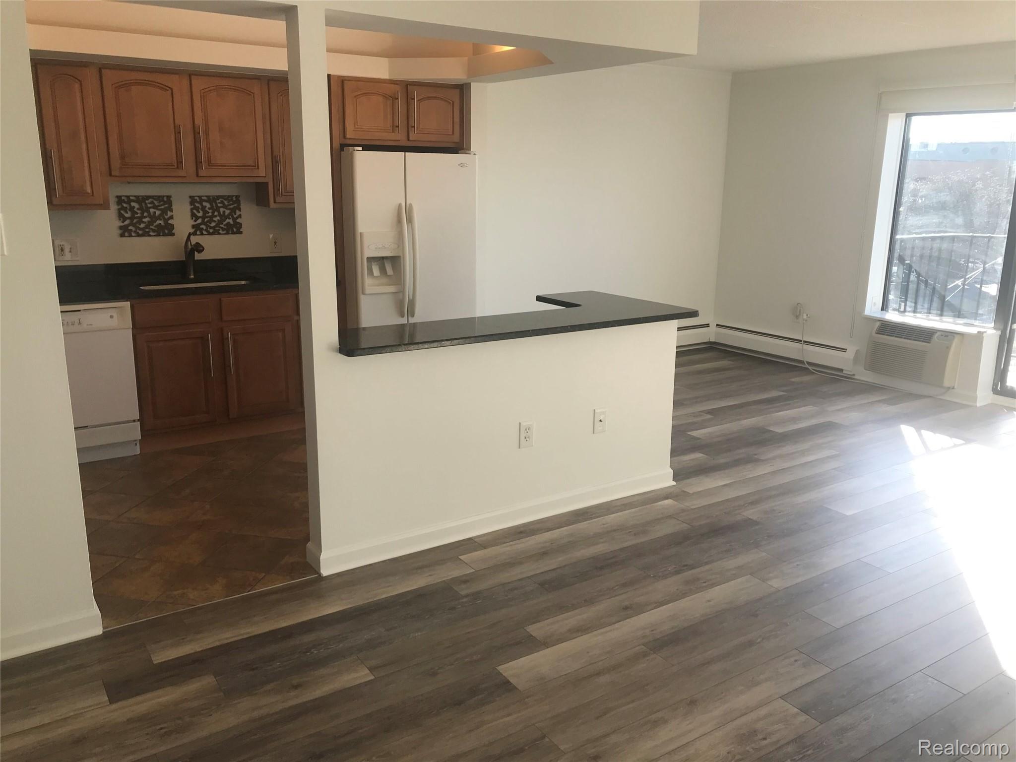 35300 Woodward Avenue 507