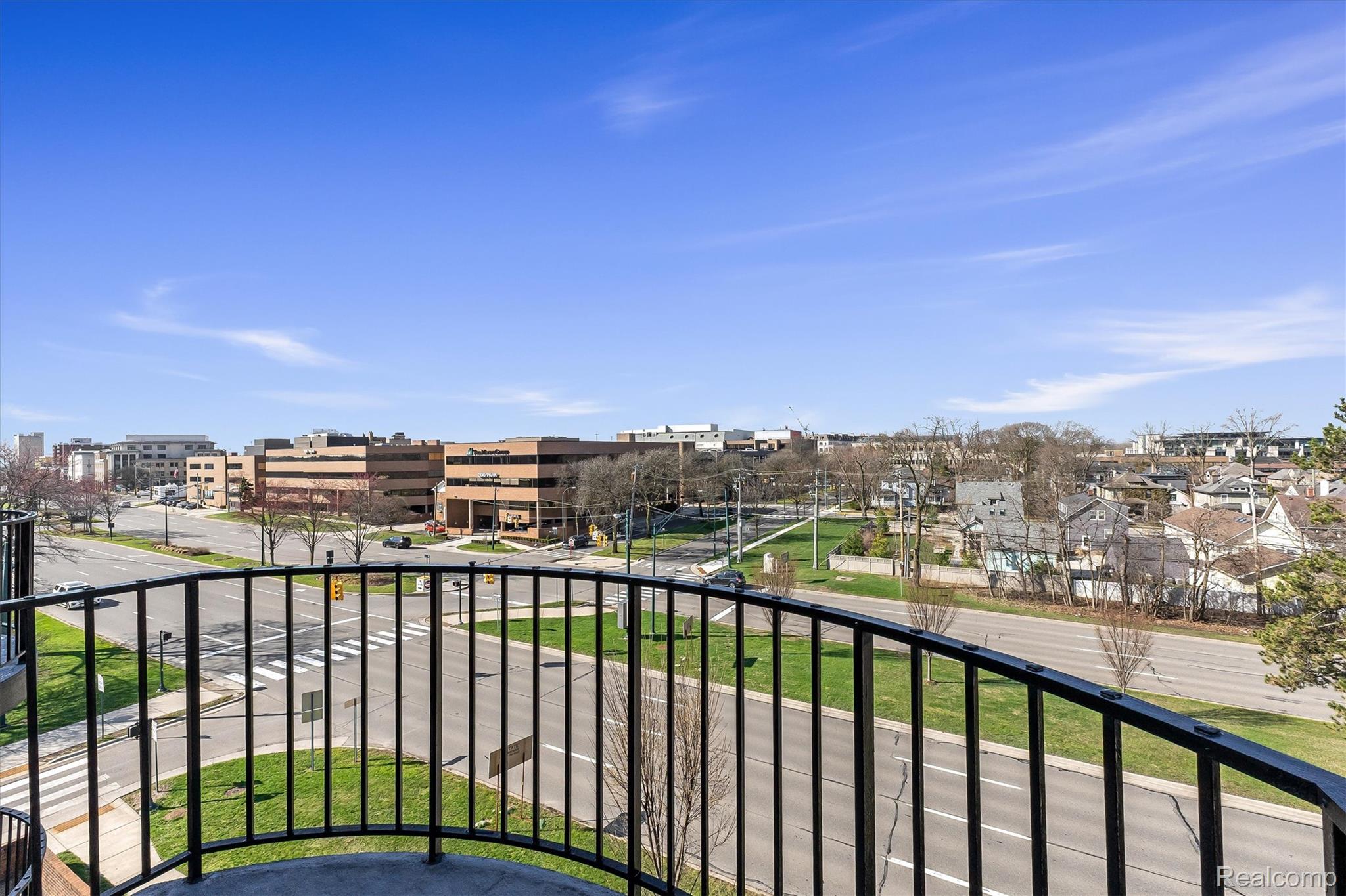 35300 Woodward Avenue 507