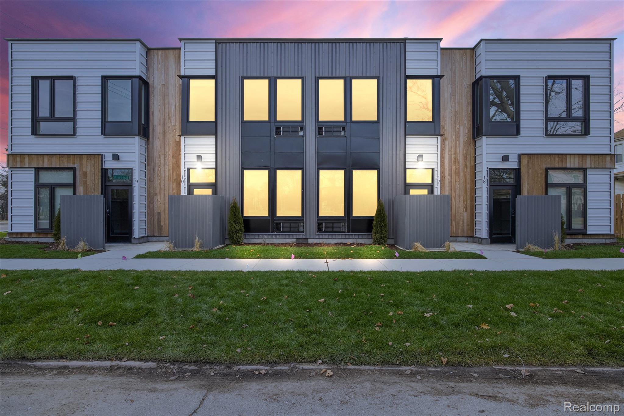 7631 E Lafayette Unit: 13