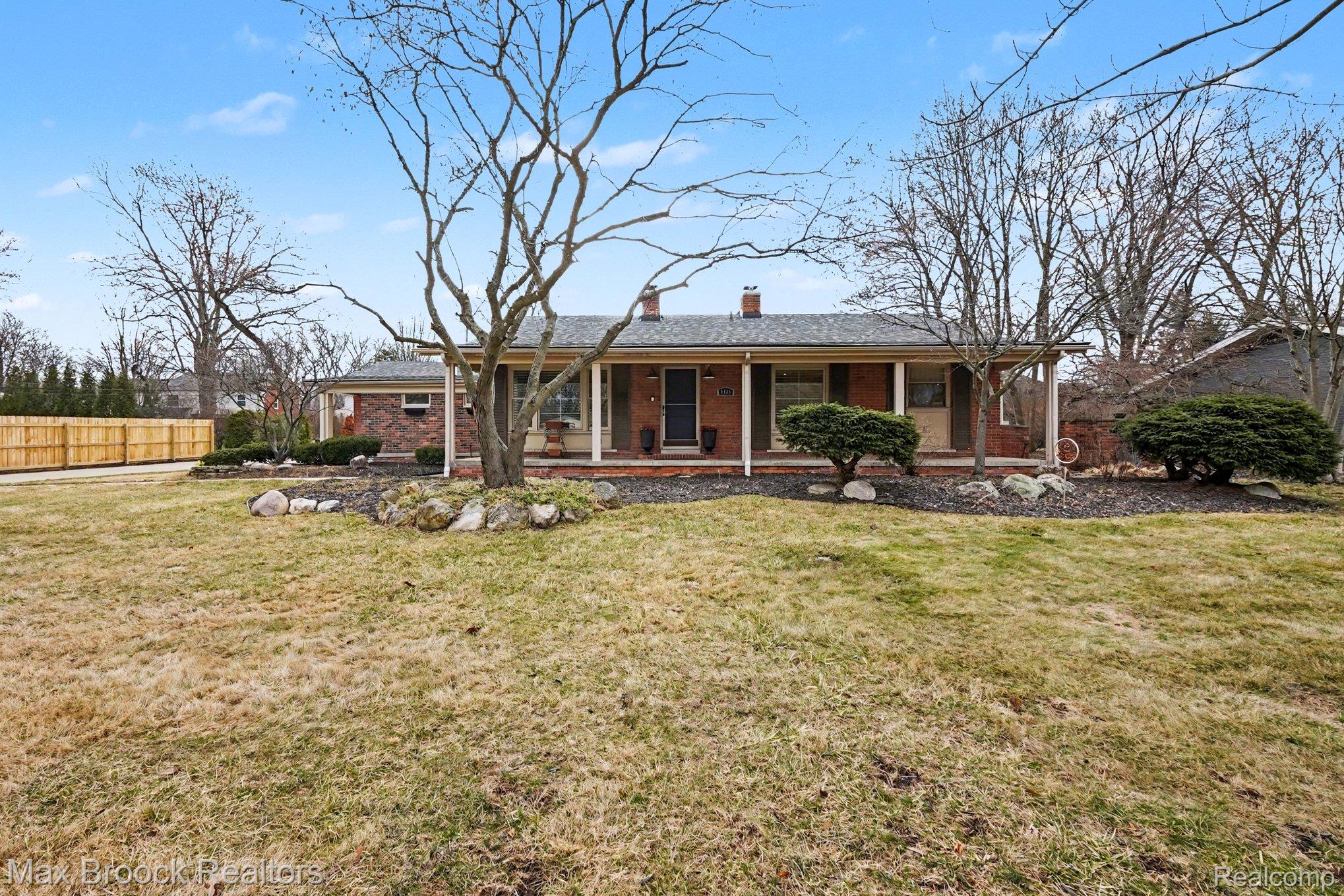 3436 Paddington Drive