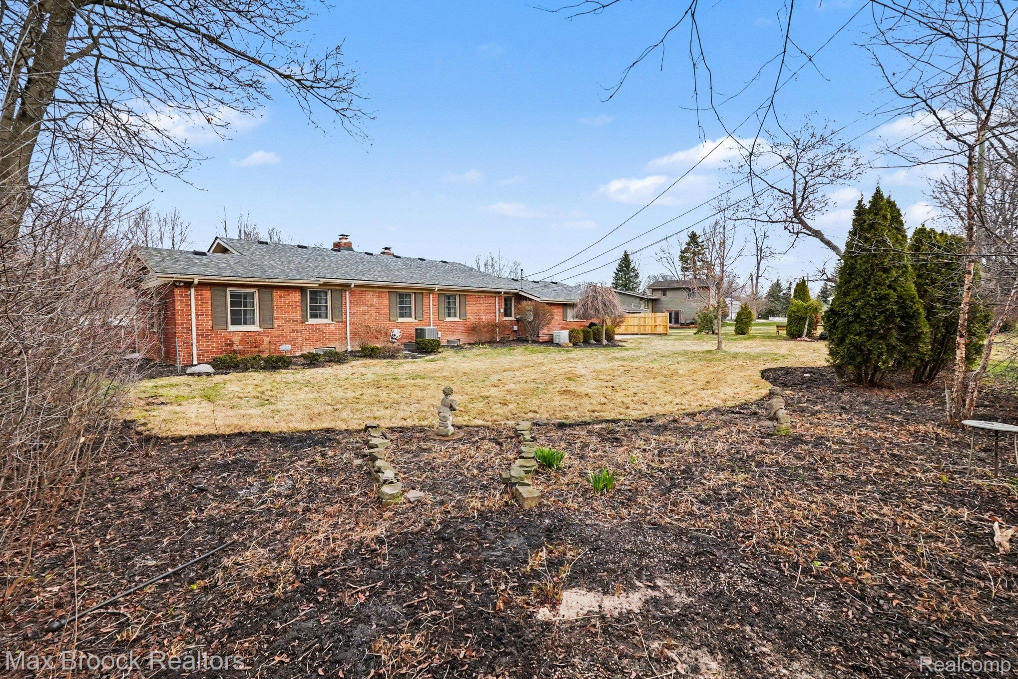 3436 Paddington Drive