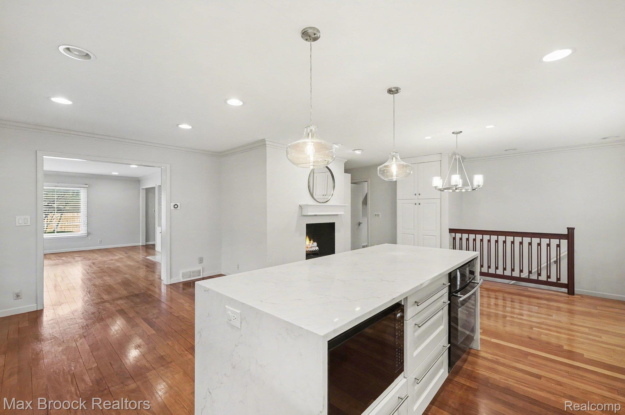 3436 Paddington Drive
