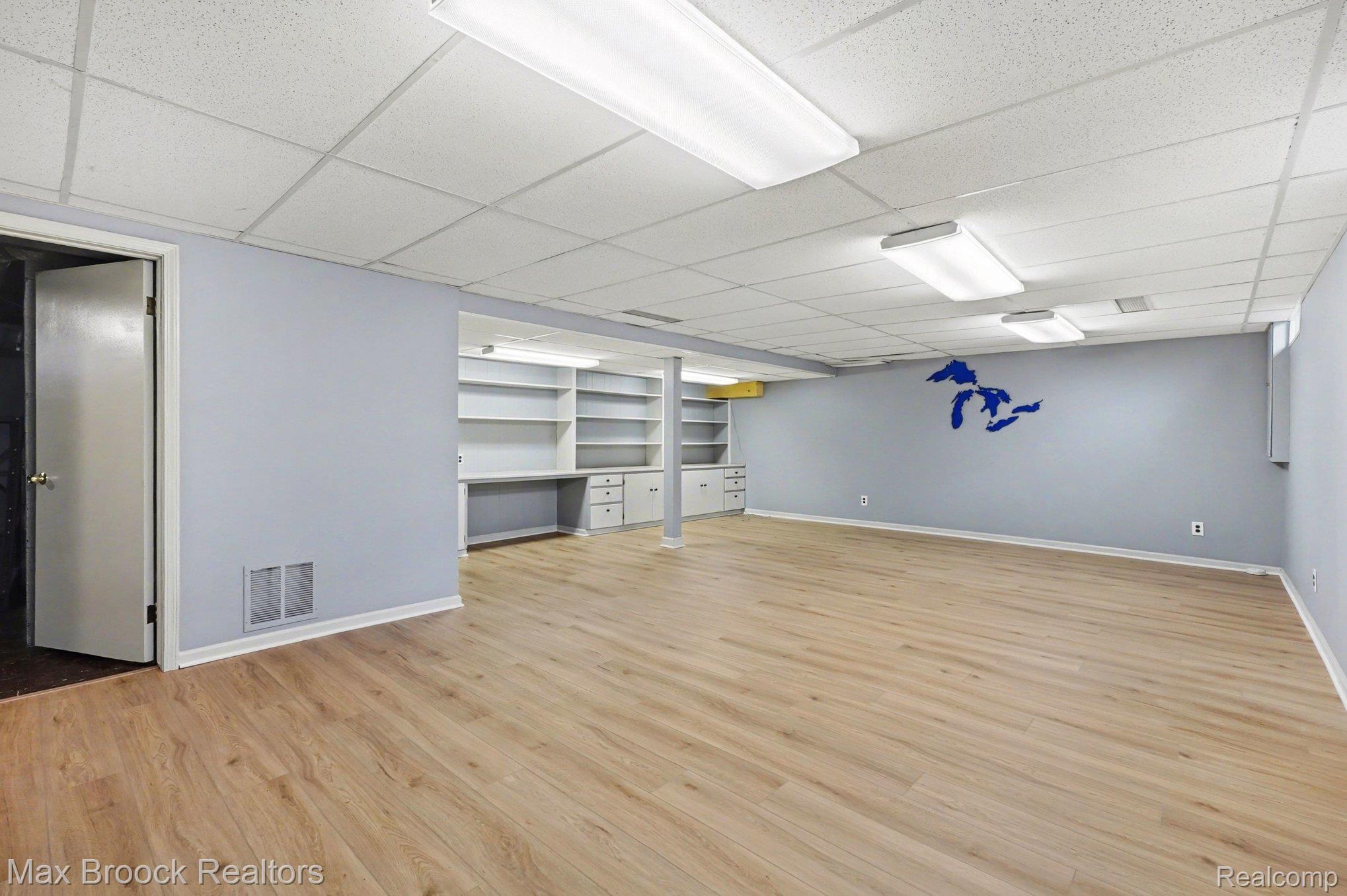 3436 Paddington Drive