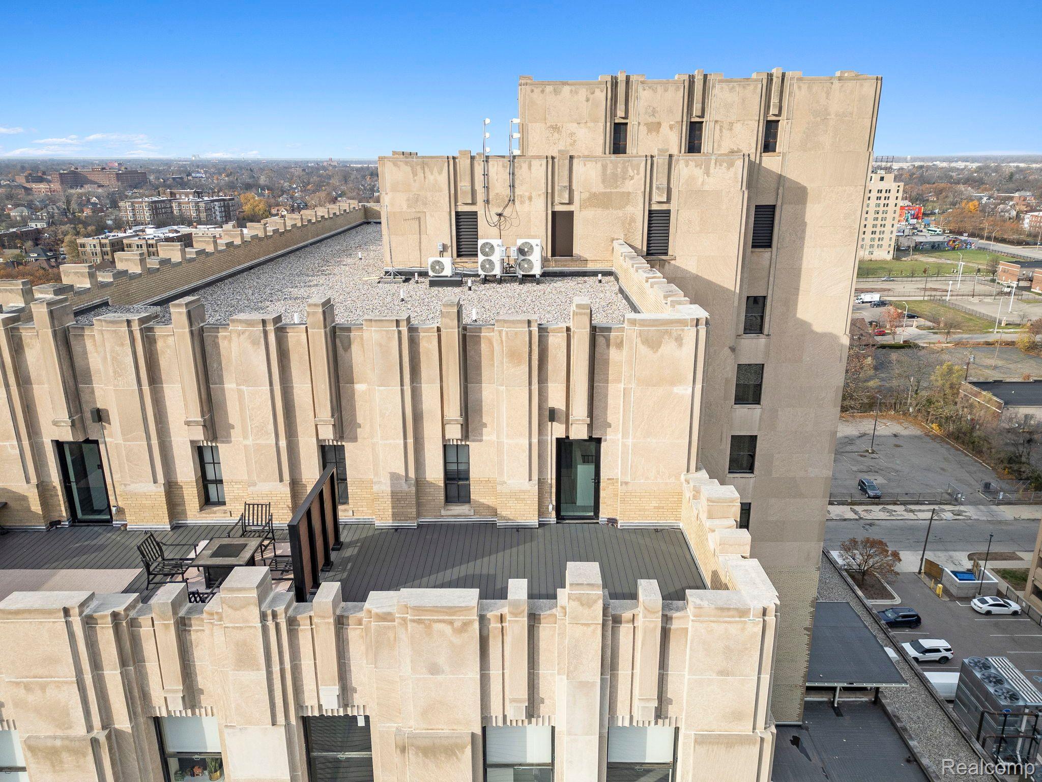 7430 2nd Avenue 1011