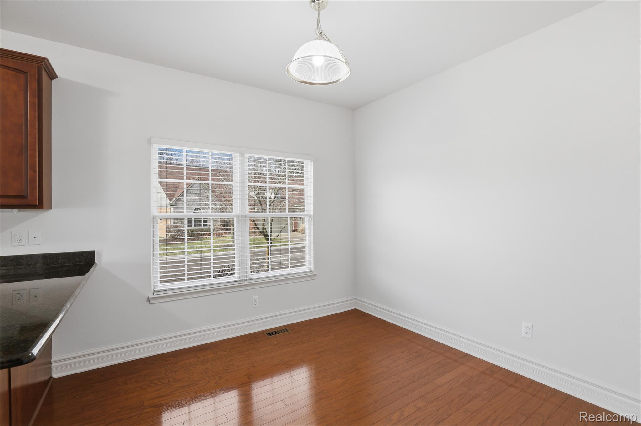 37225 Berkleigh Court