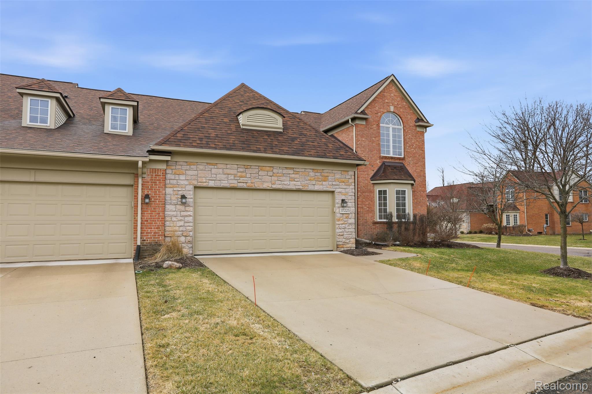 37225 Berkleigh Court