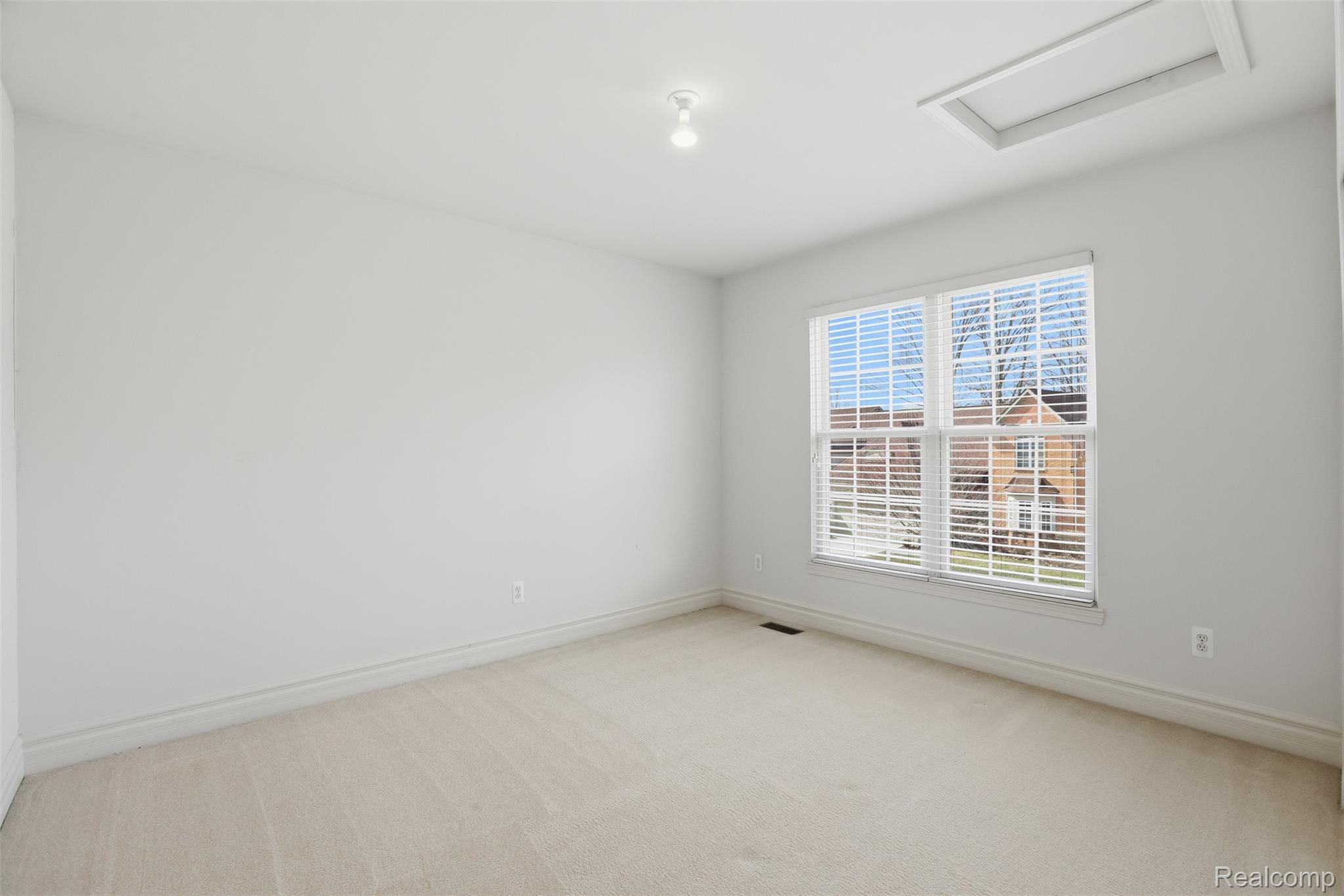 37225 Berkleigh Court