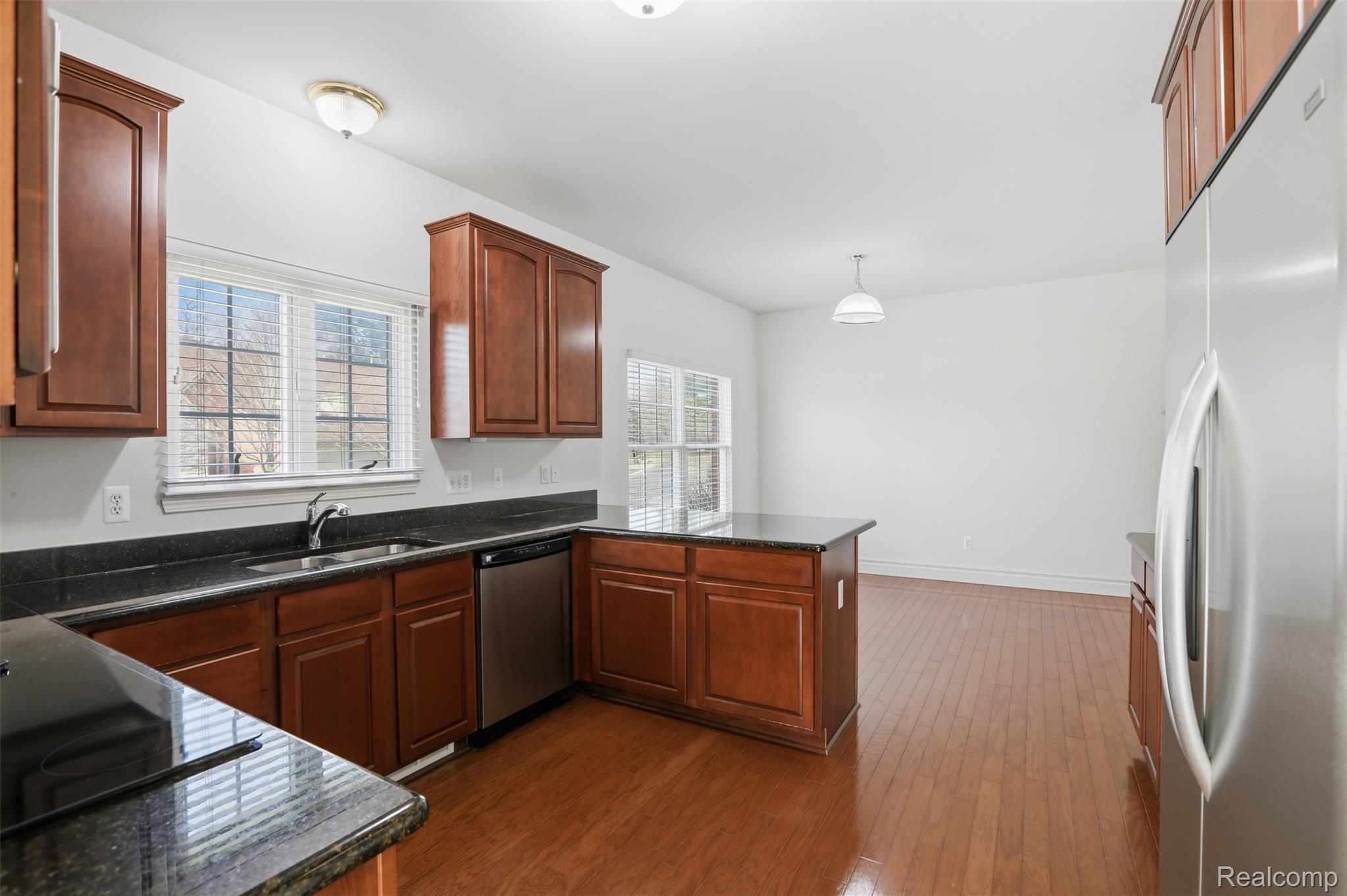 37225 Berkleigh Court