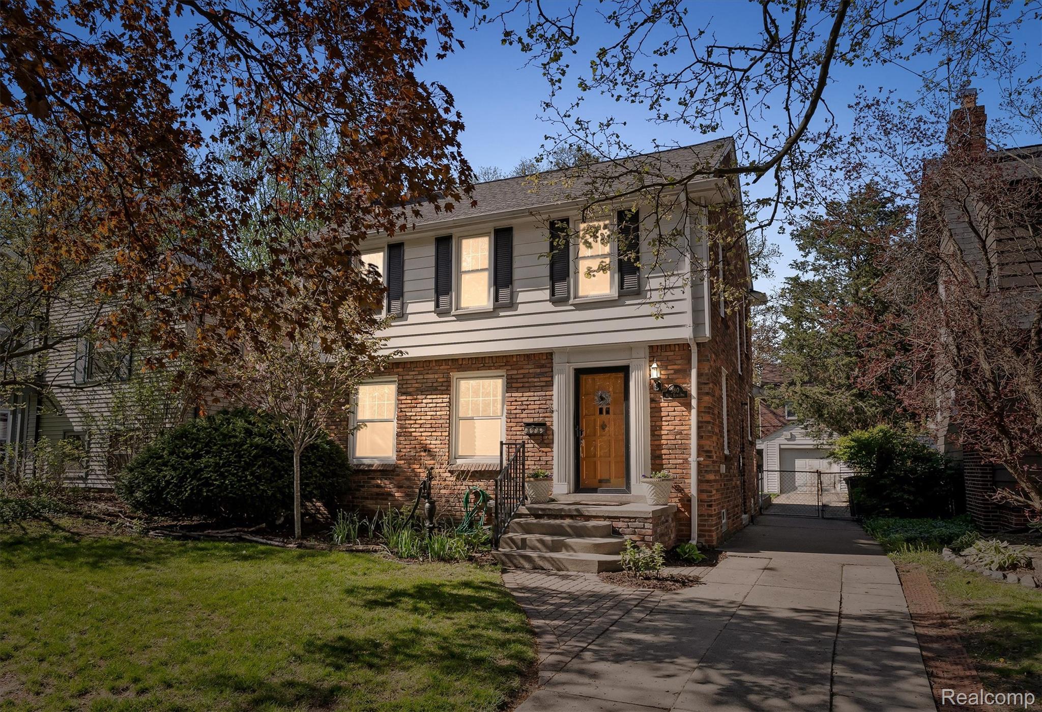 580 W Lewiston Avenue