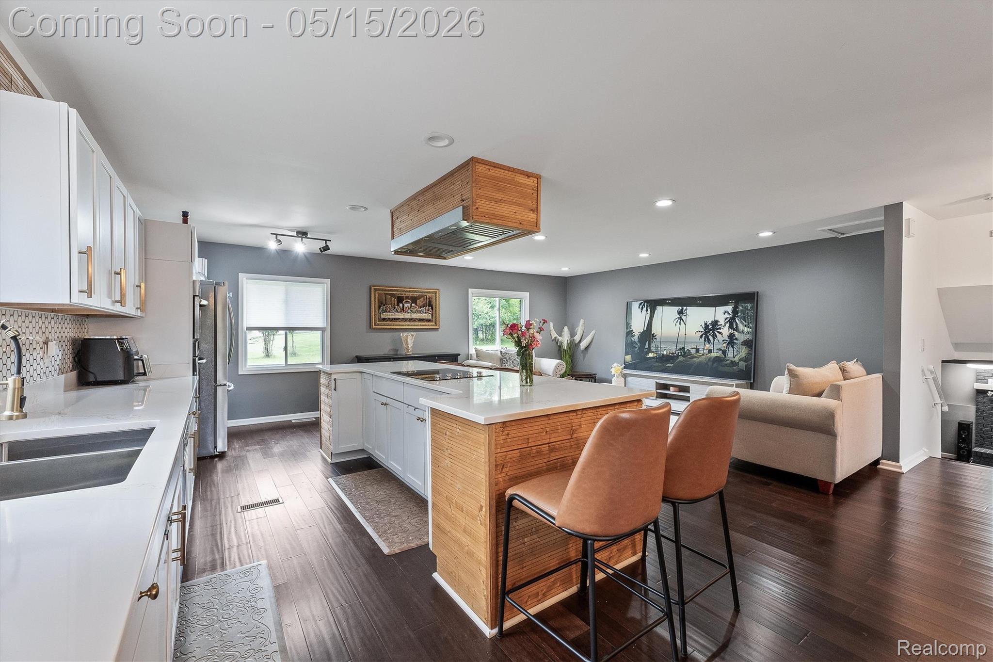 33429 Quaker Valley Road