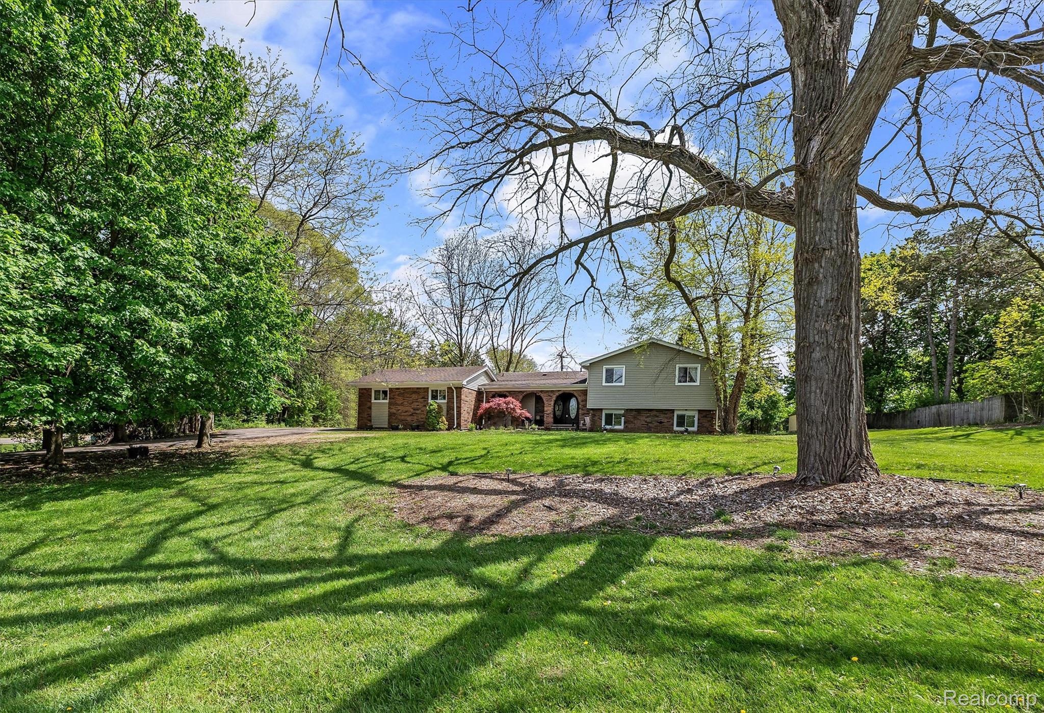 33429 Quaker Valley Road