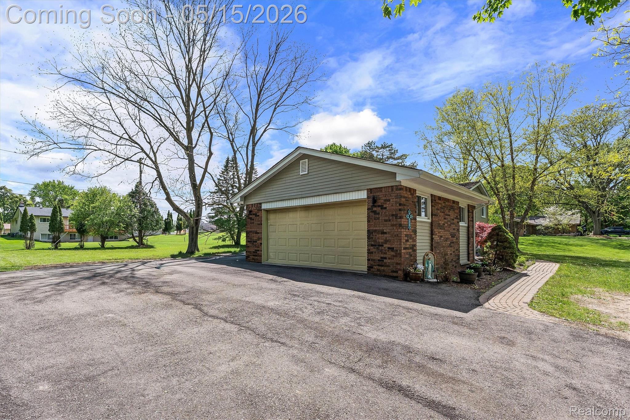 33429 Quaker Valley Road