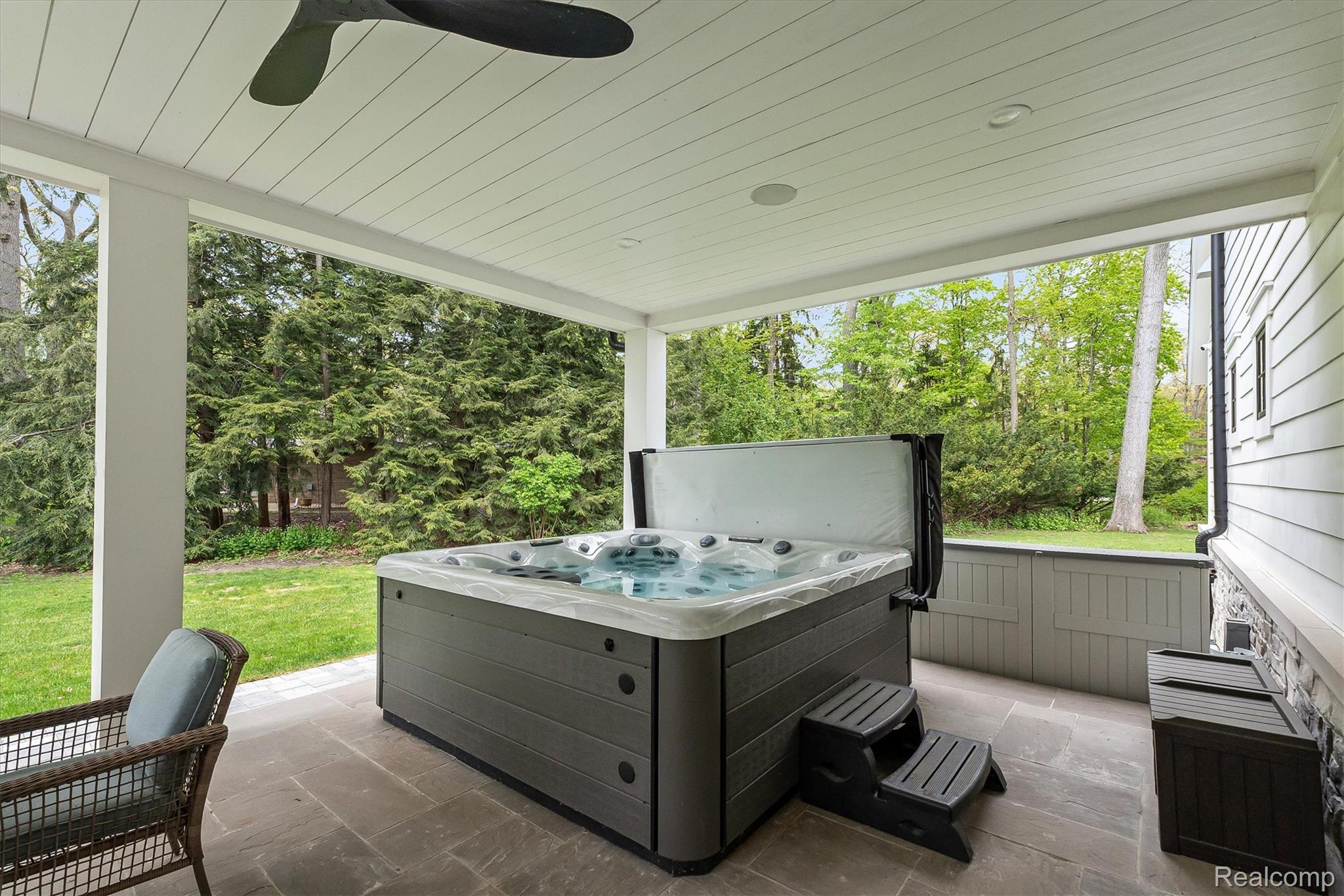 5200 Windingwood Drive