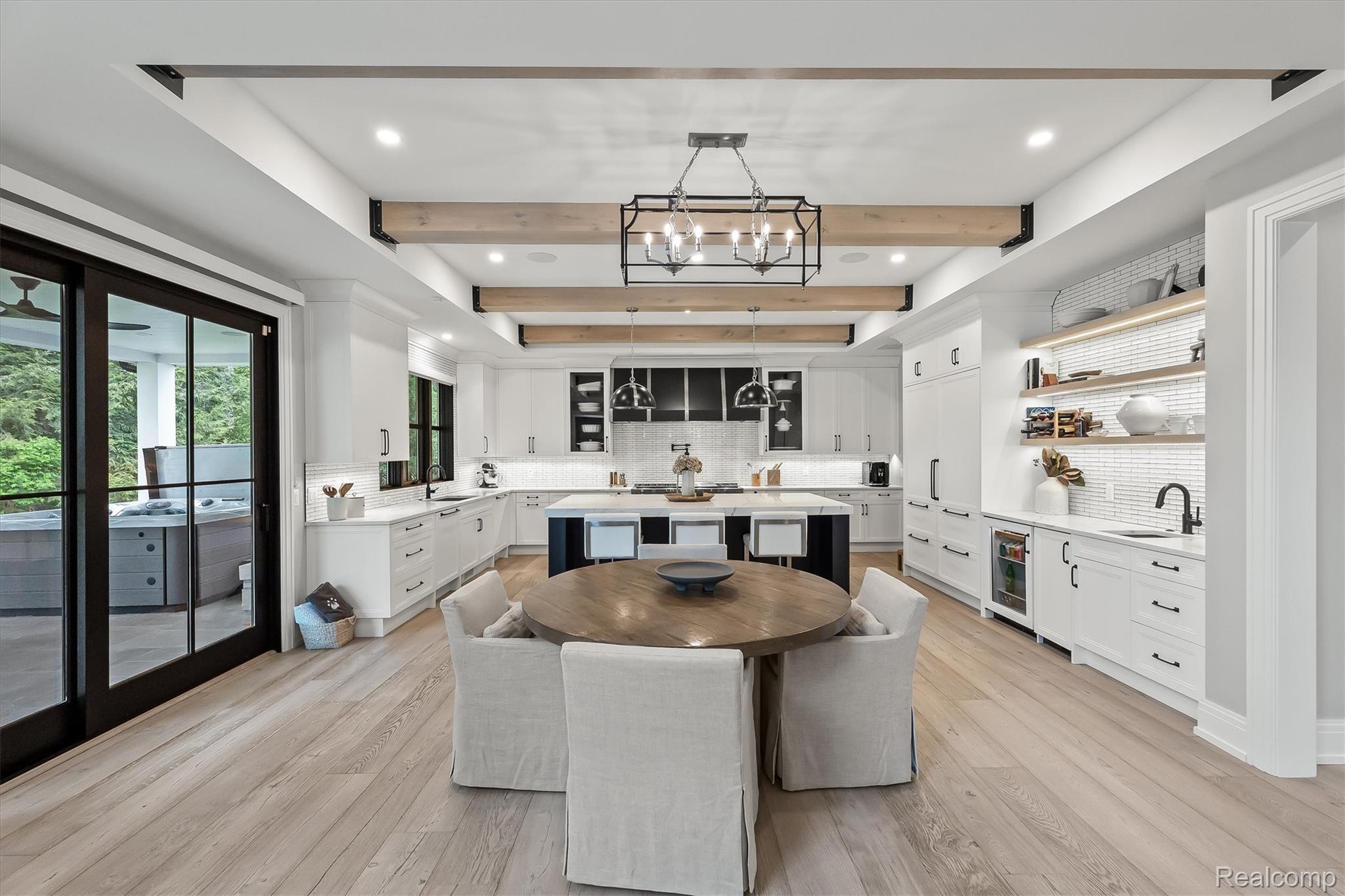5200 Windingwood Drive