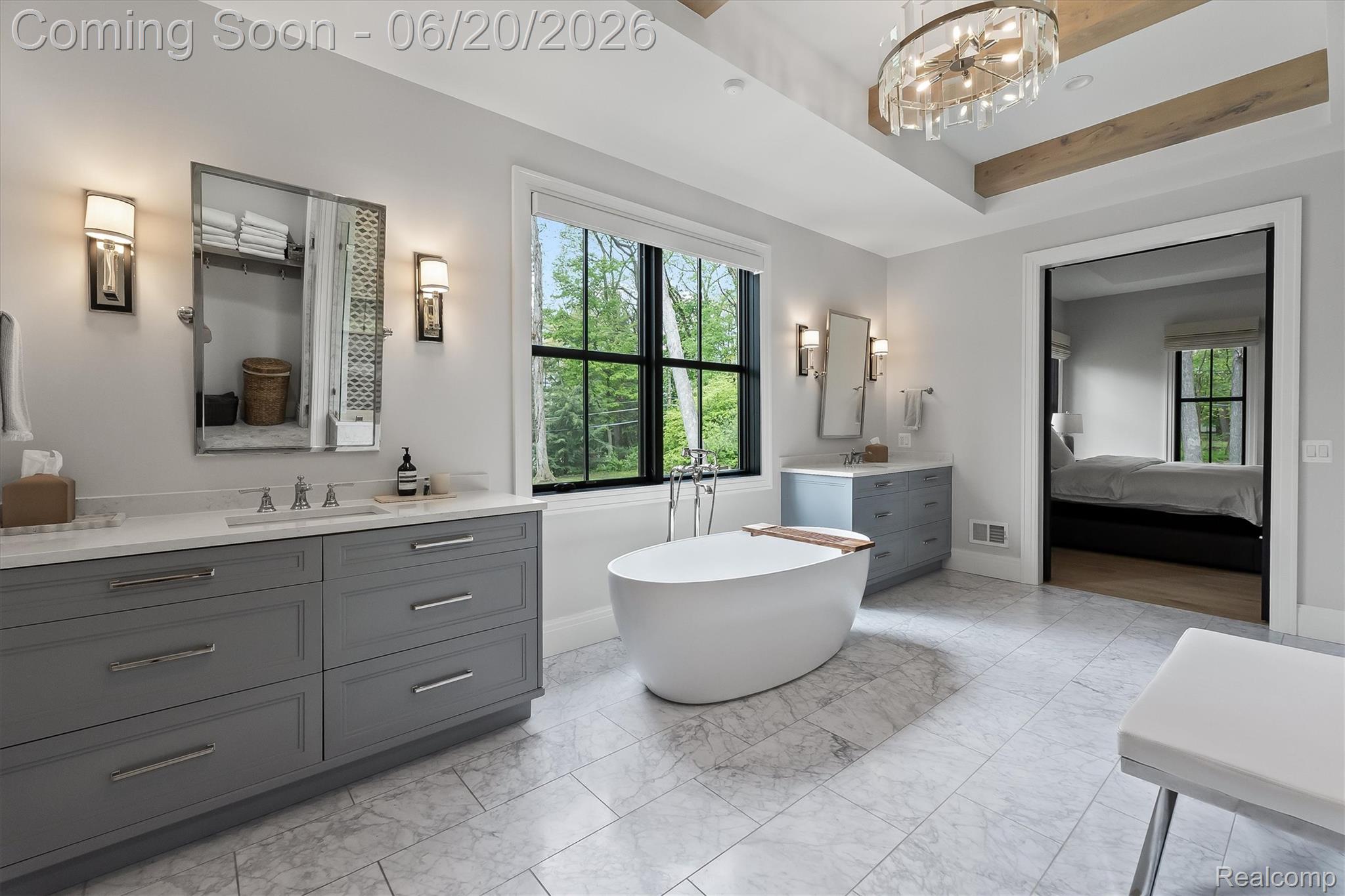 5200 Windingwood Drive