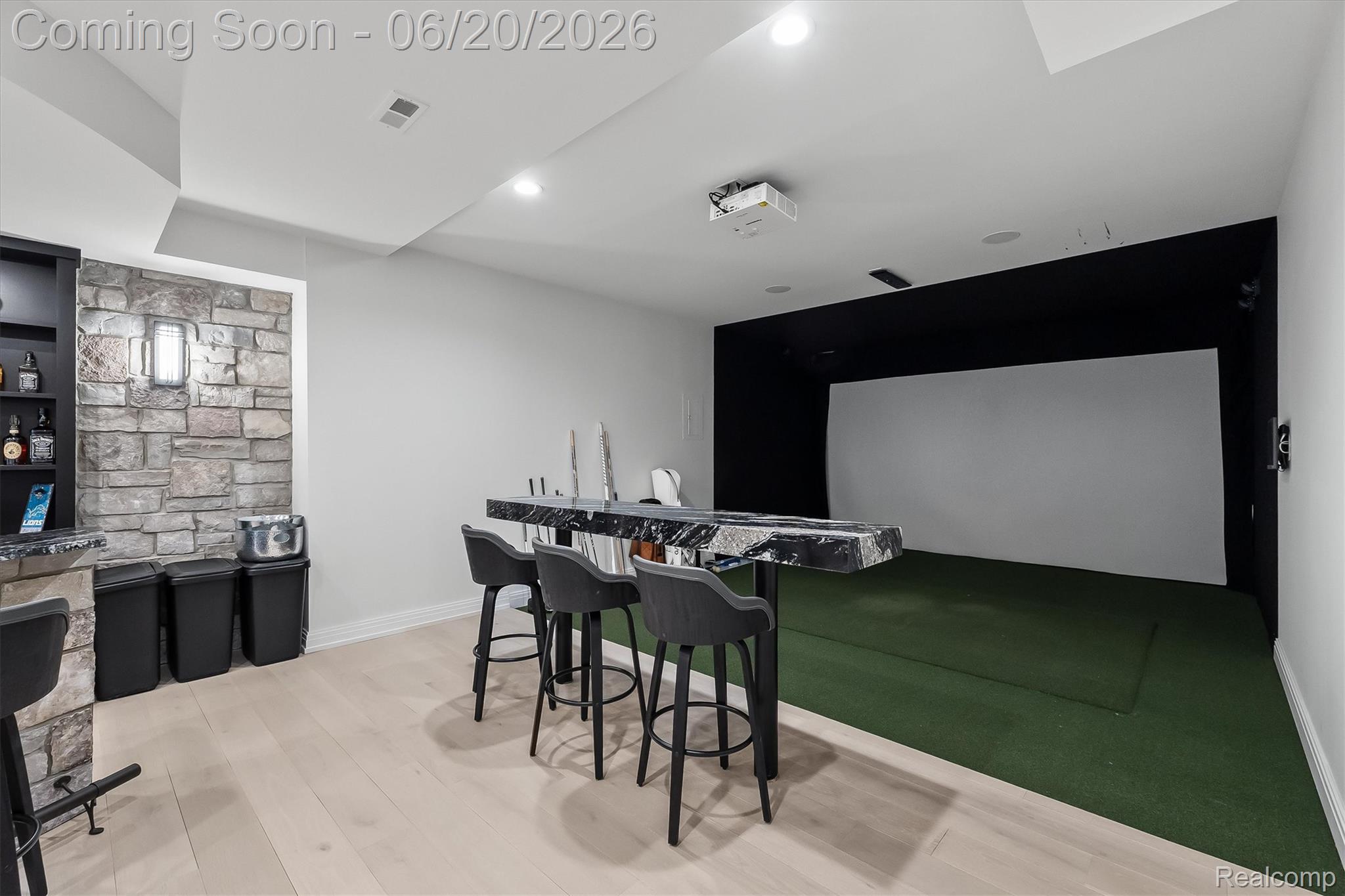 5200 Windingwood Drive