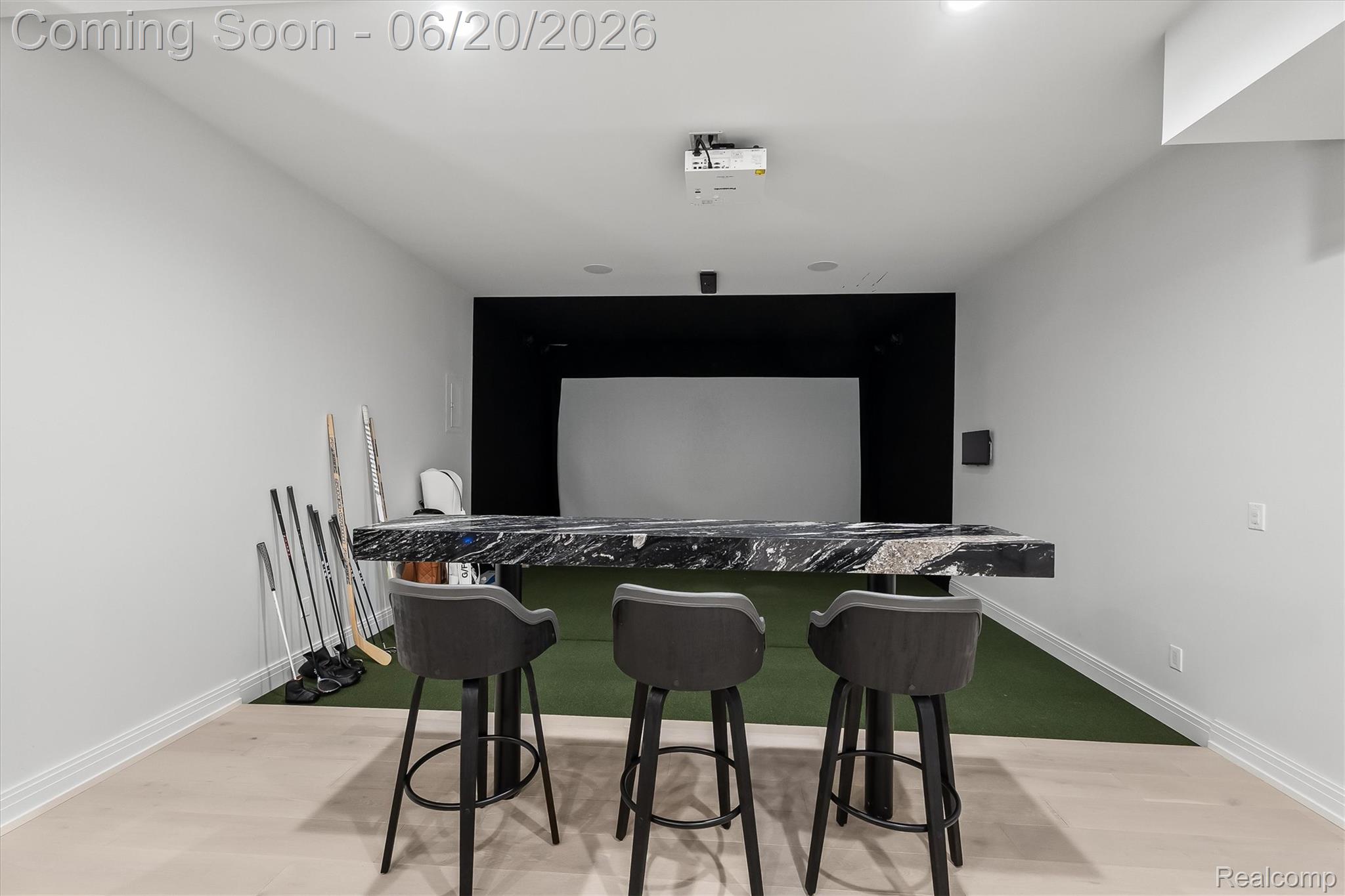 5200 Windingwood Drive