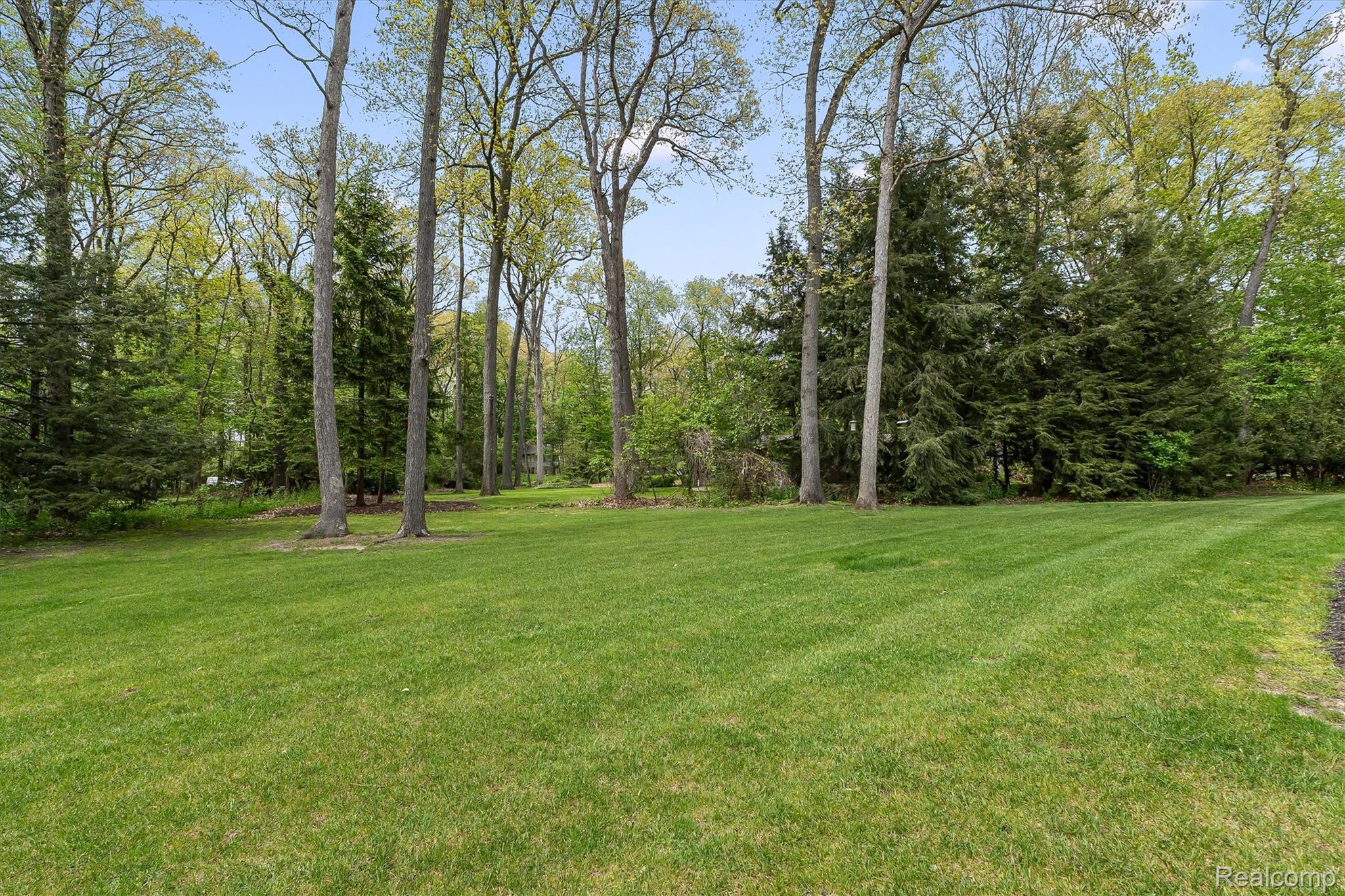 5200 Windingwood Drive