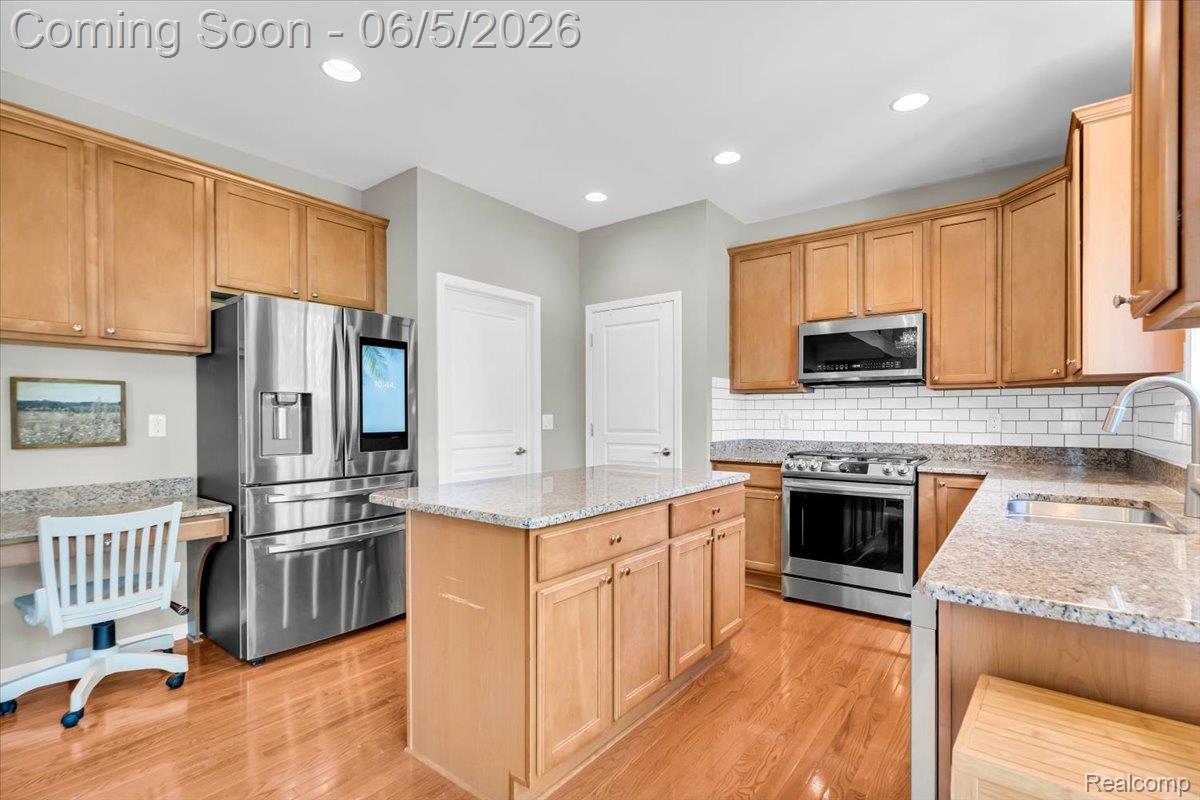 48794 Freestone Drive