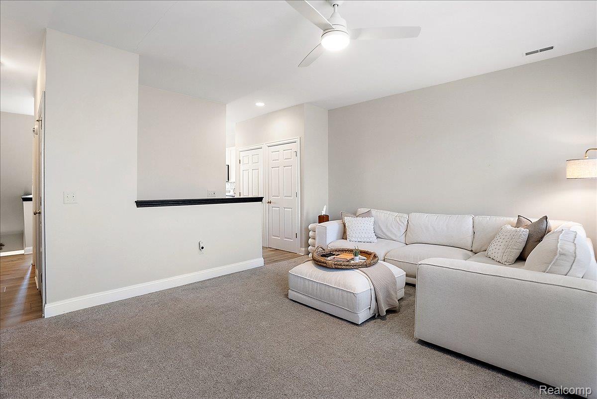 169 Paton Way 12