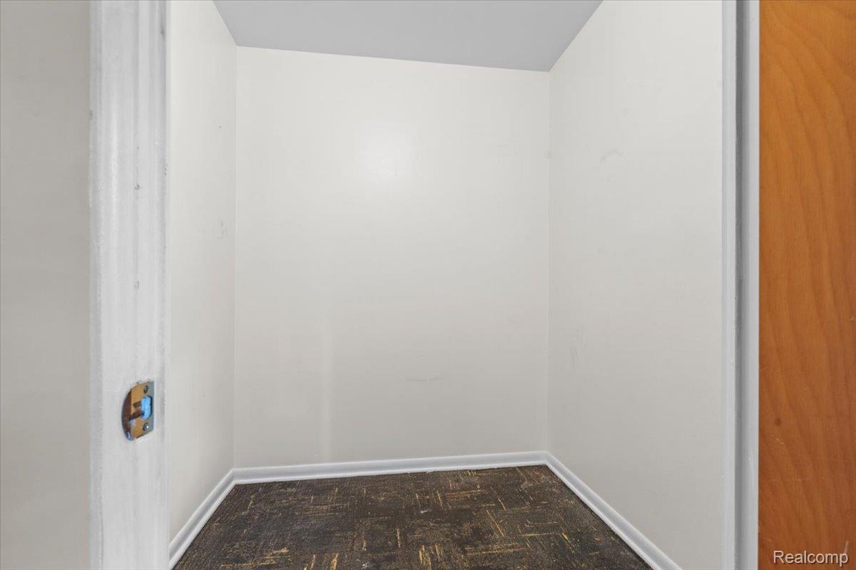 3220 Shenandoah Drive Unit: 11