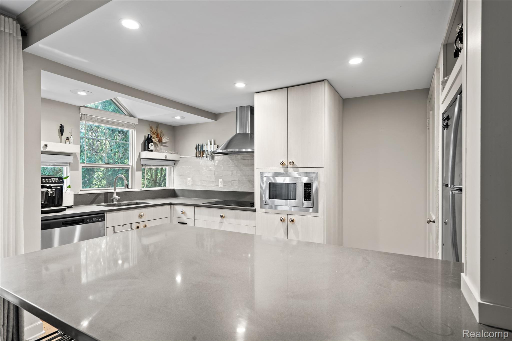 1057 N Old Woodward Avenue