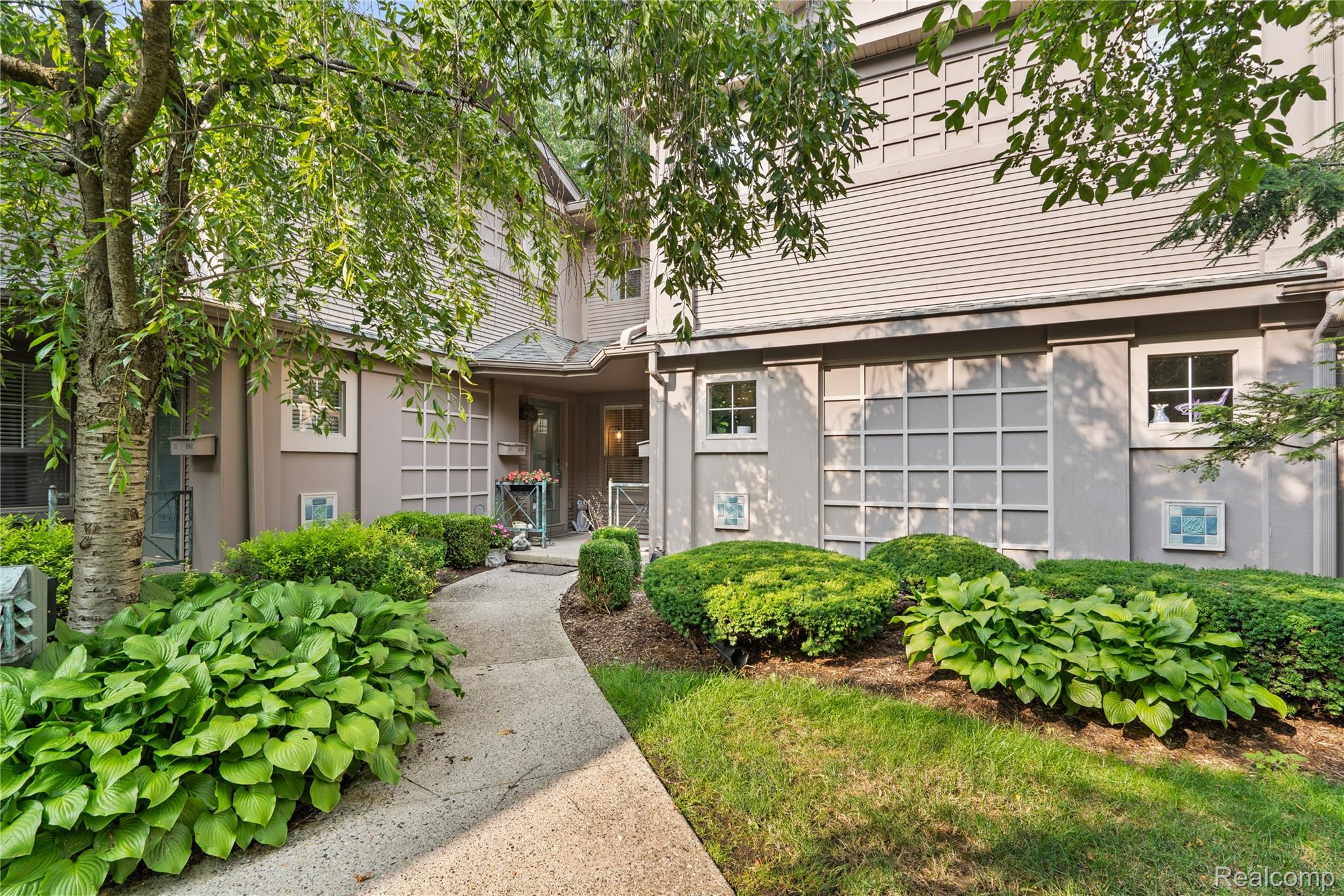 1057 N Old Woodward Avenue