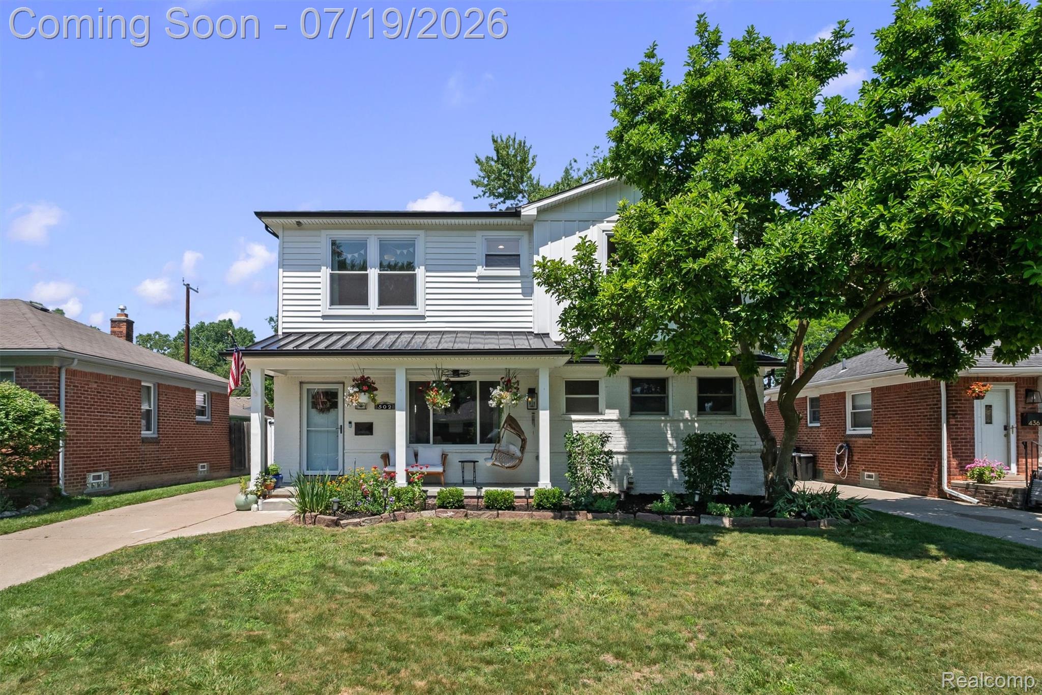 502 W Sunnybrook Drive