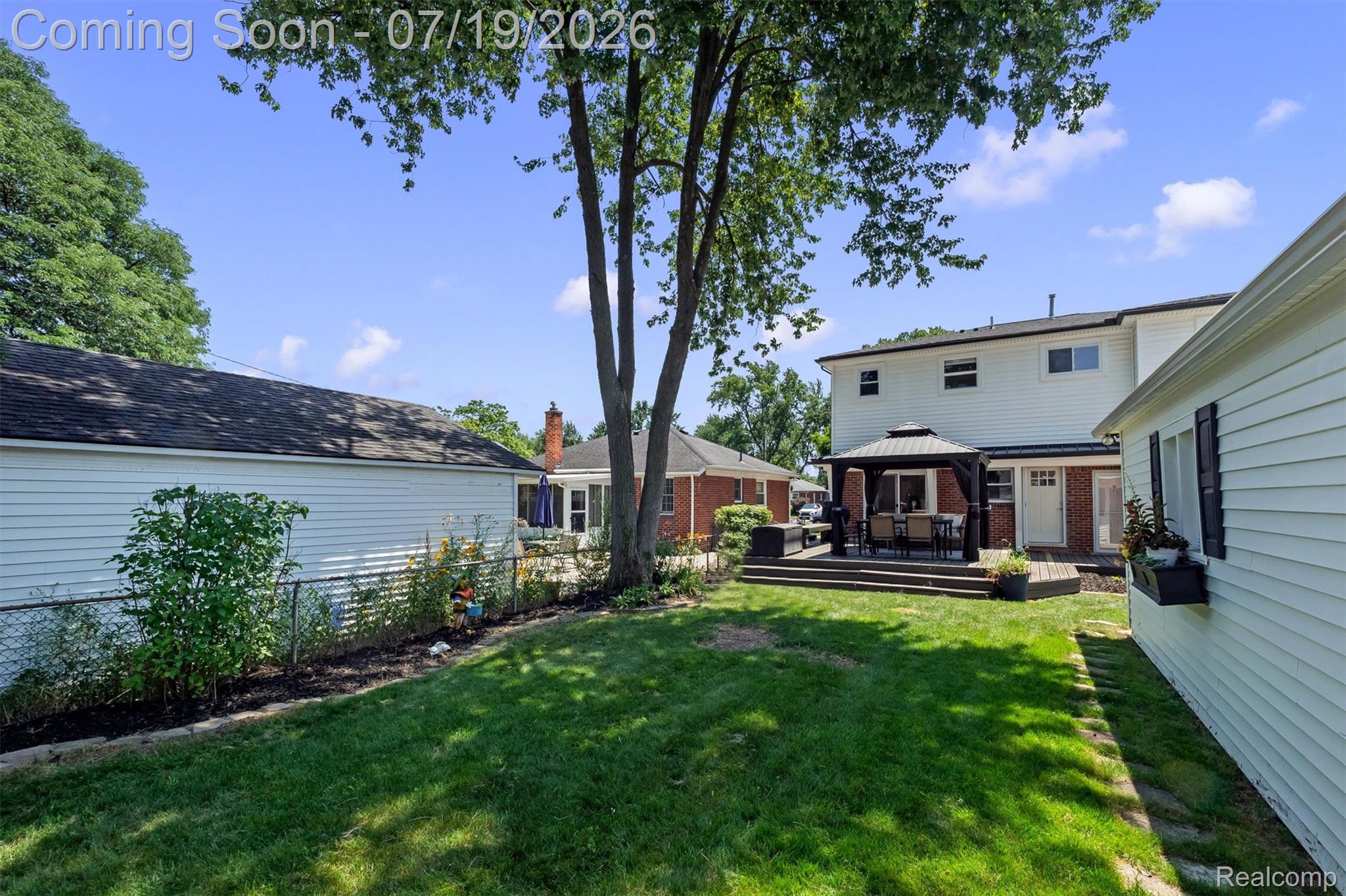 502 W Sunnybrook Drive
