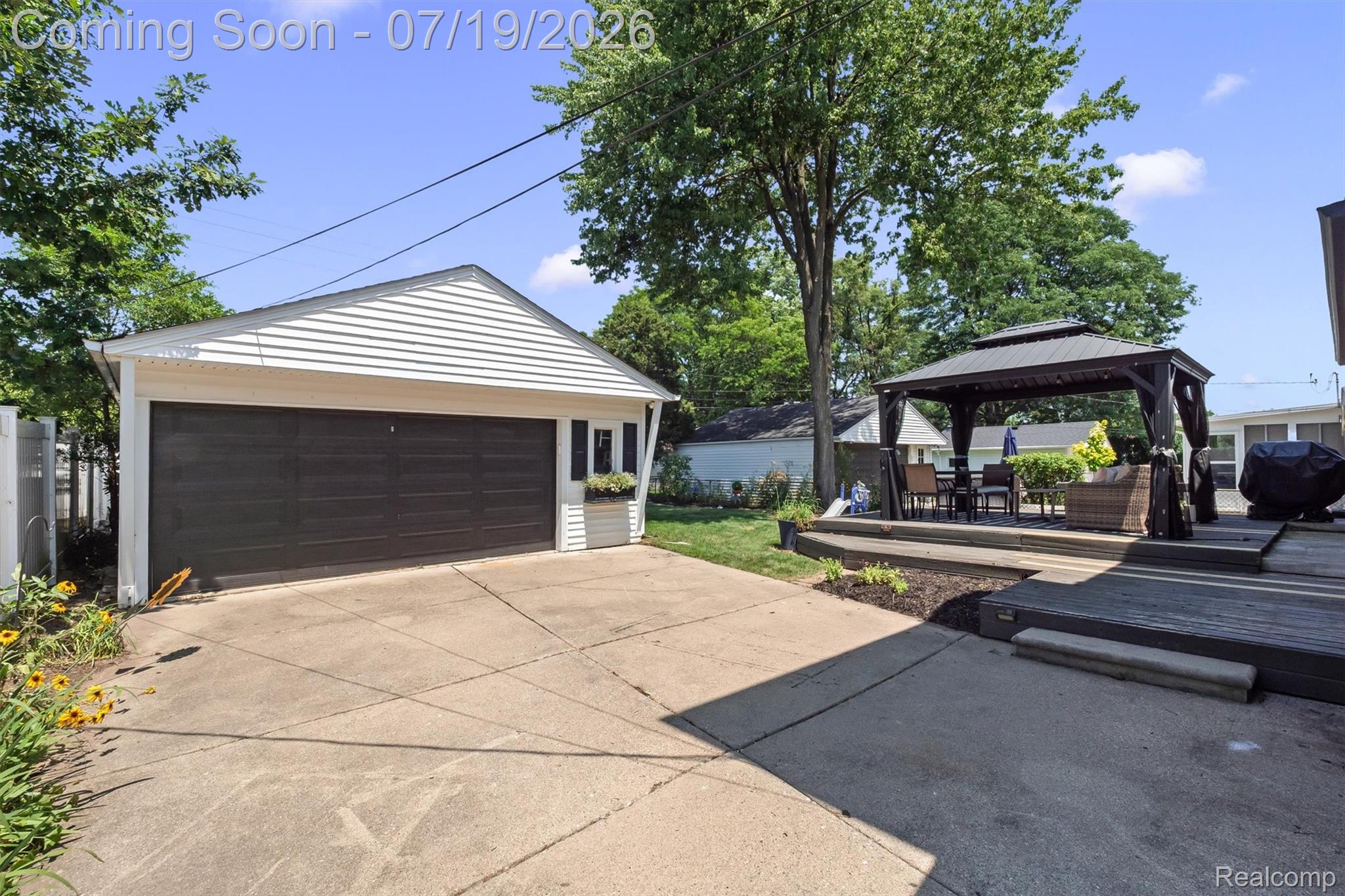 502 W Sunnybrook Drive