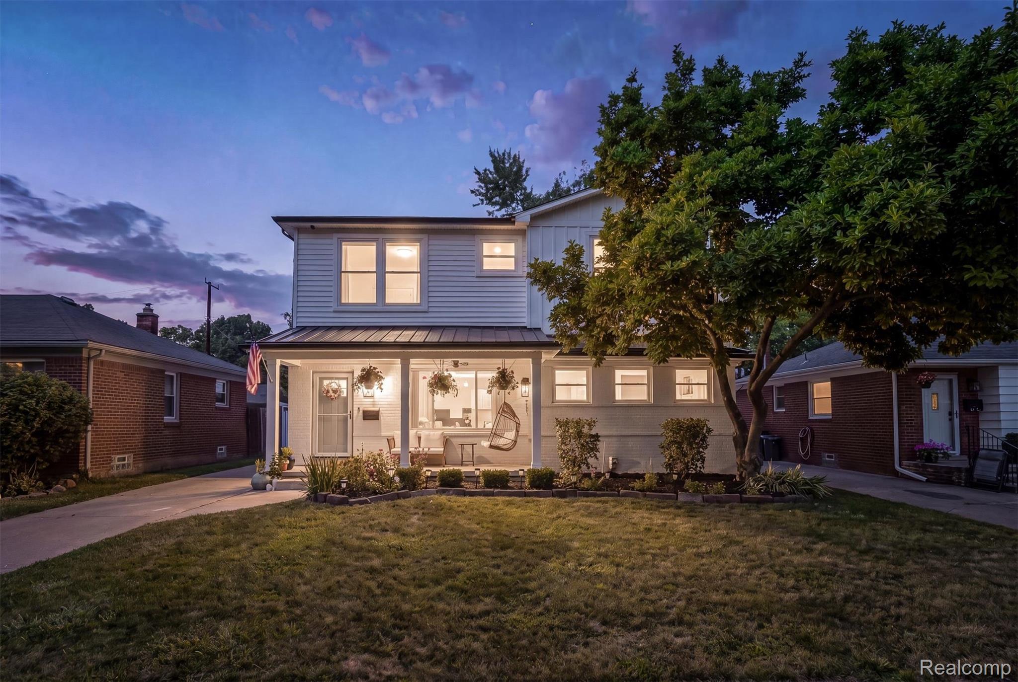 502 W Sunnybrook Drive