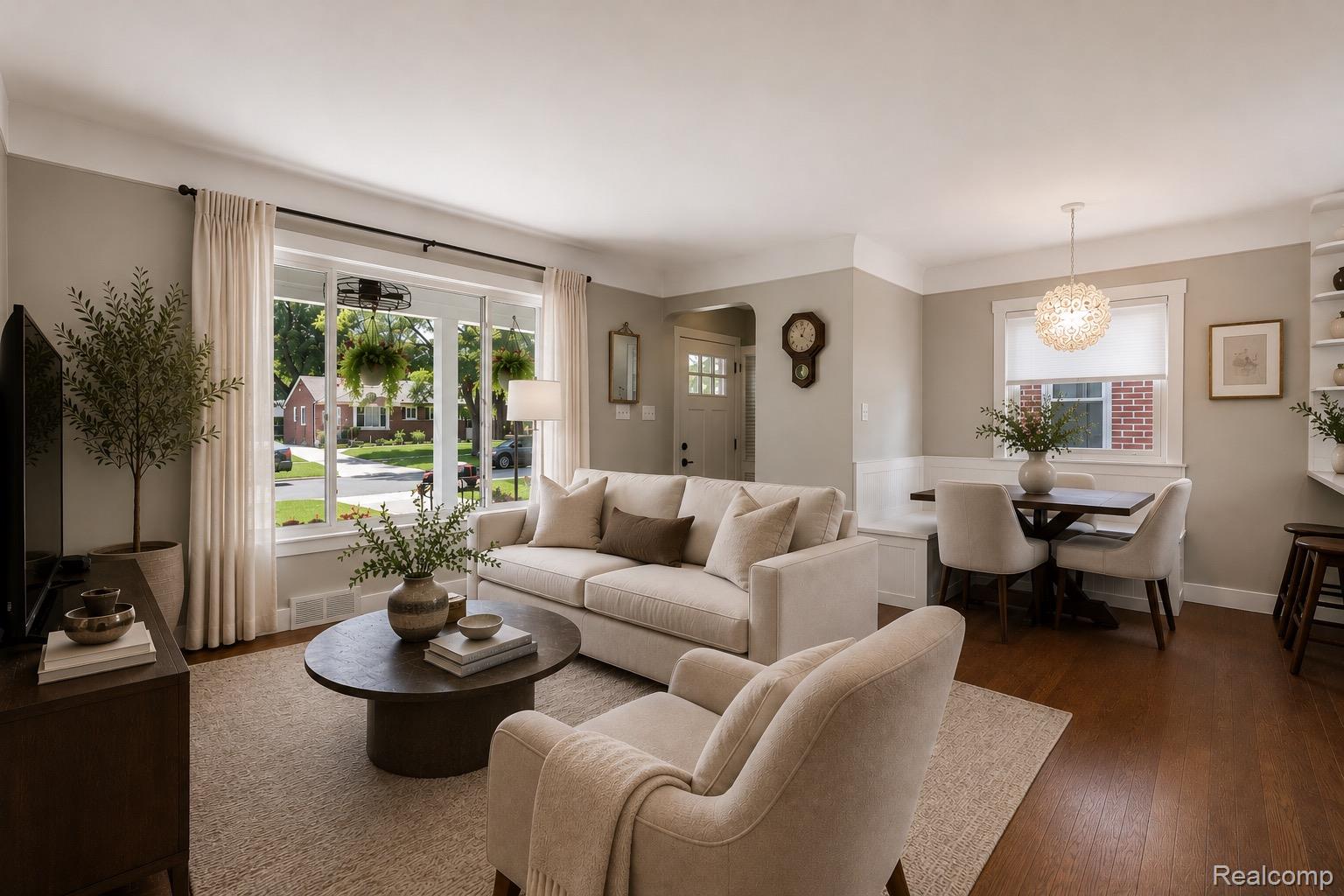 502 W Sunnybrook Drive