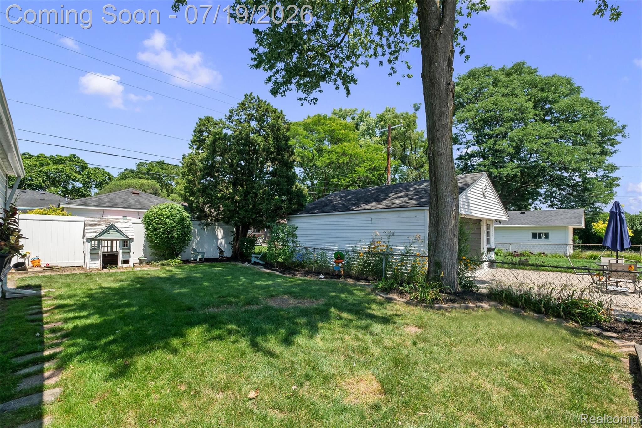 502 W Sunnybrook Drive