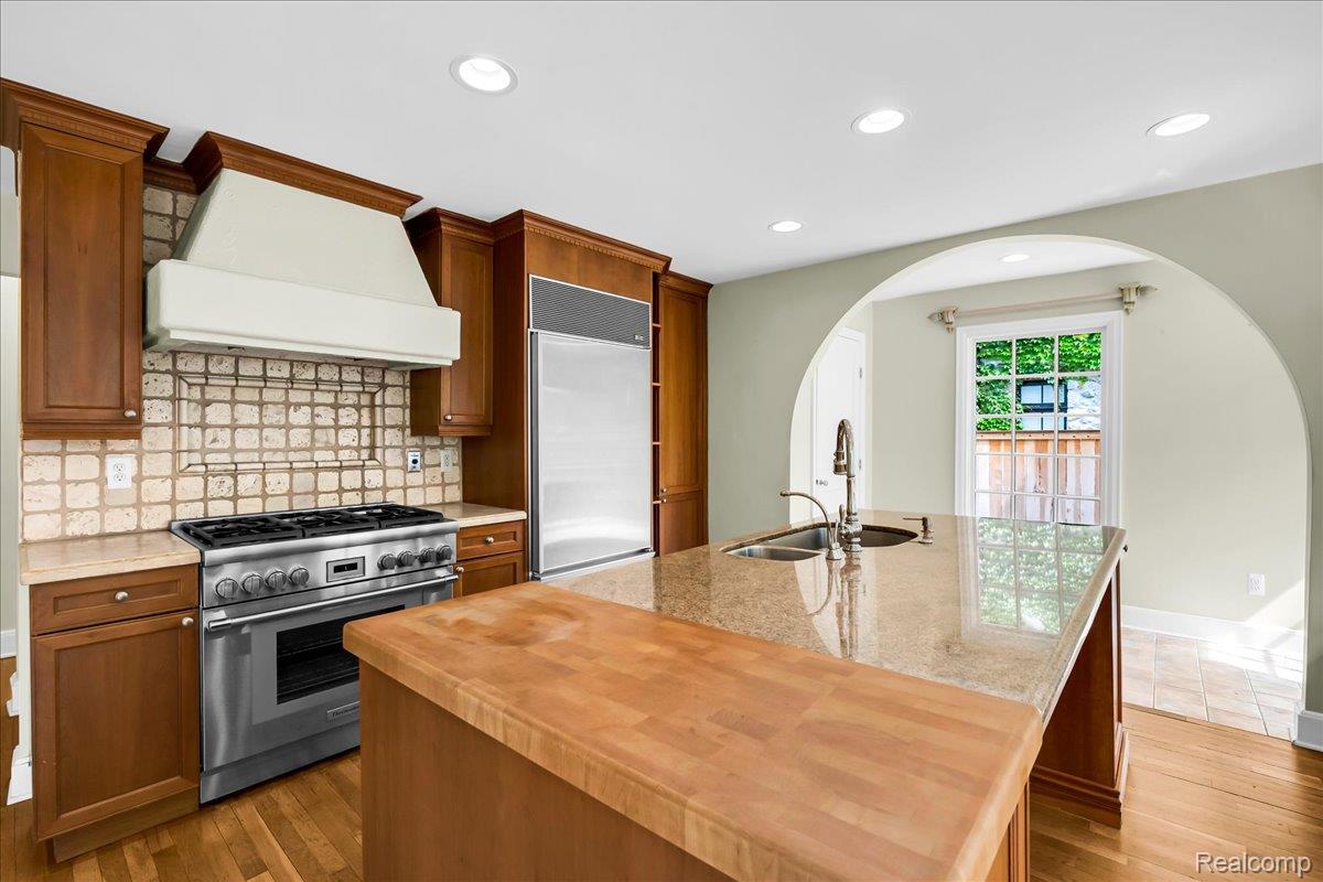 455 Linden Road