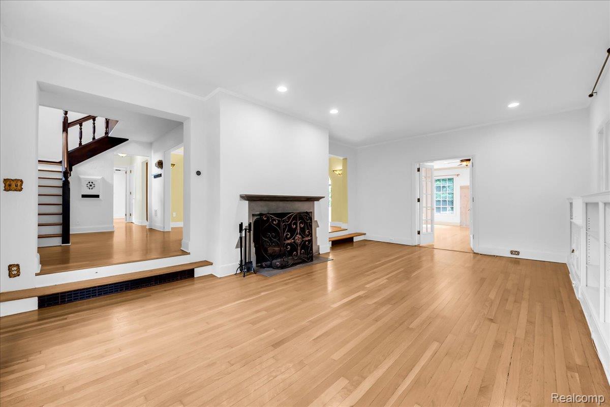 455 Linden Road