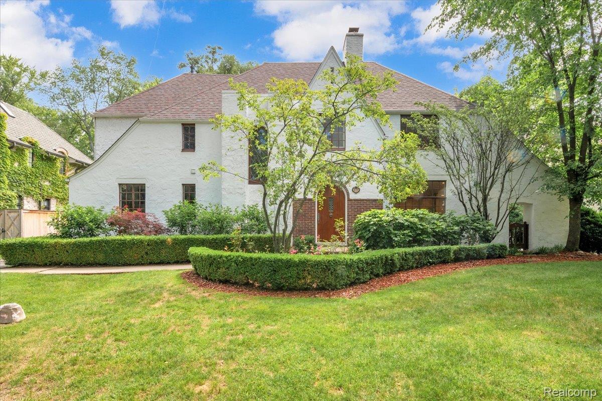 455 Linden Road