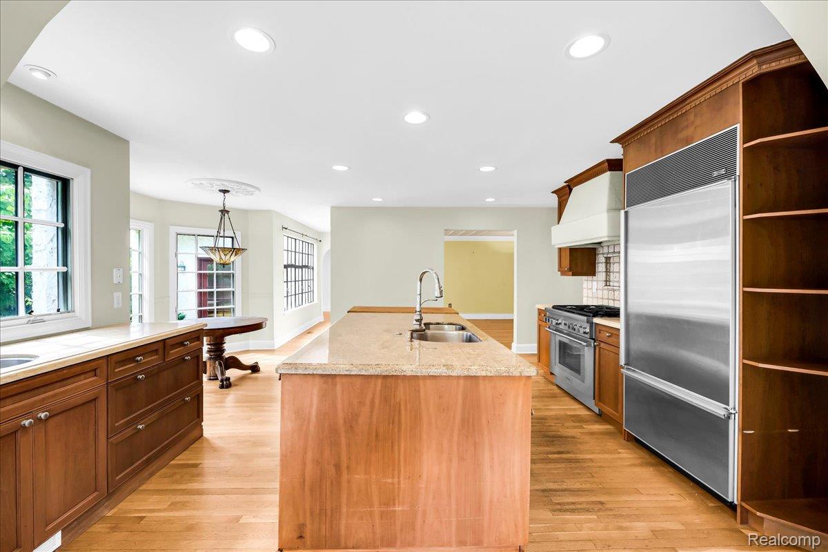 455 Linden Road