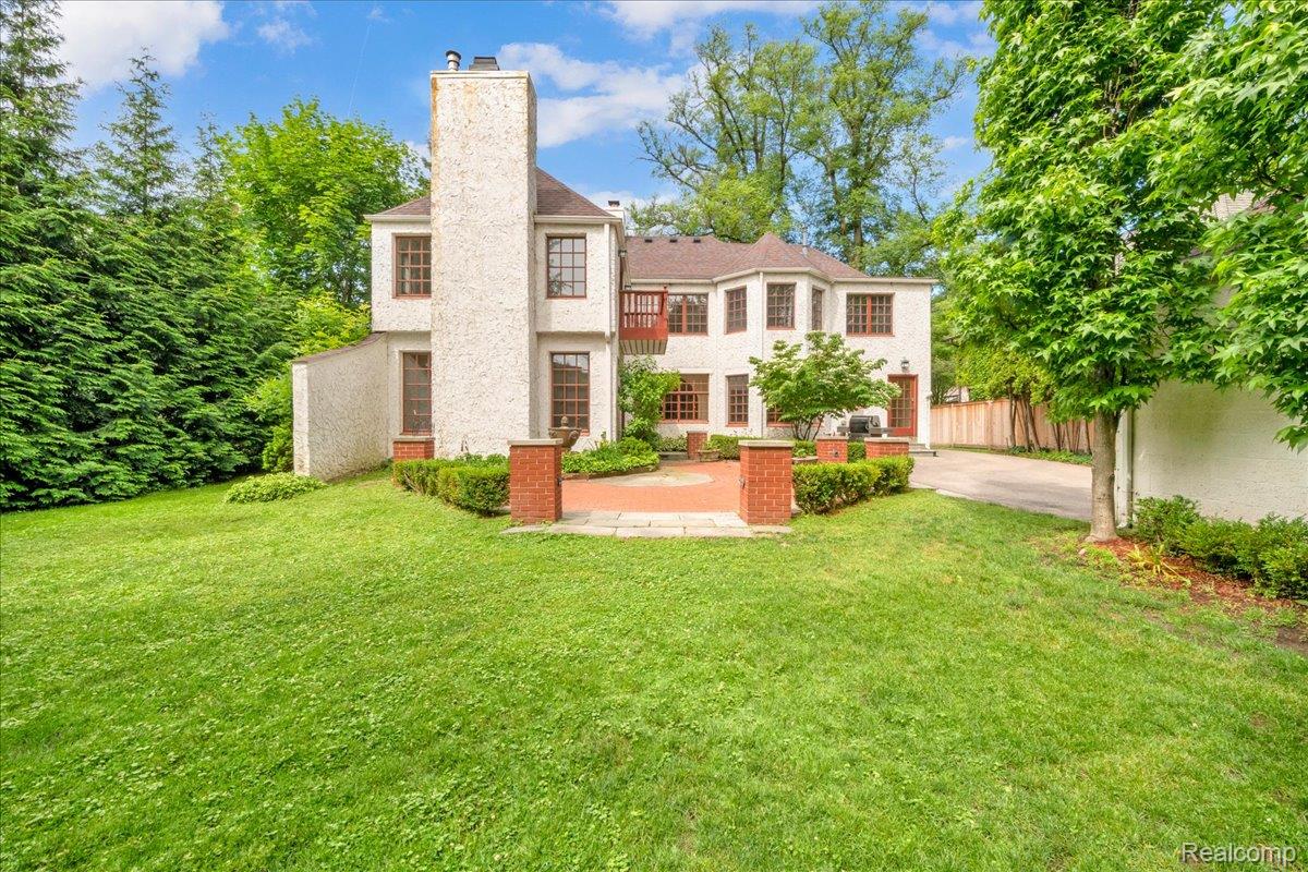 455 Linden Road