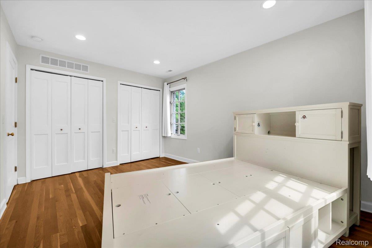 455 Linden Road