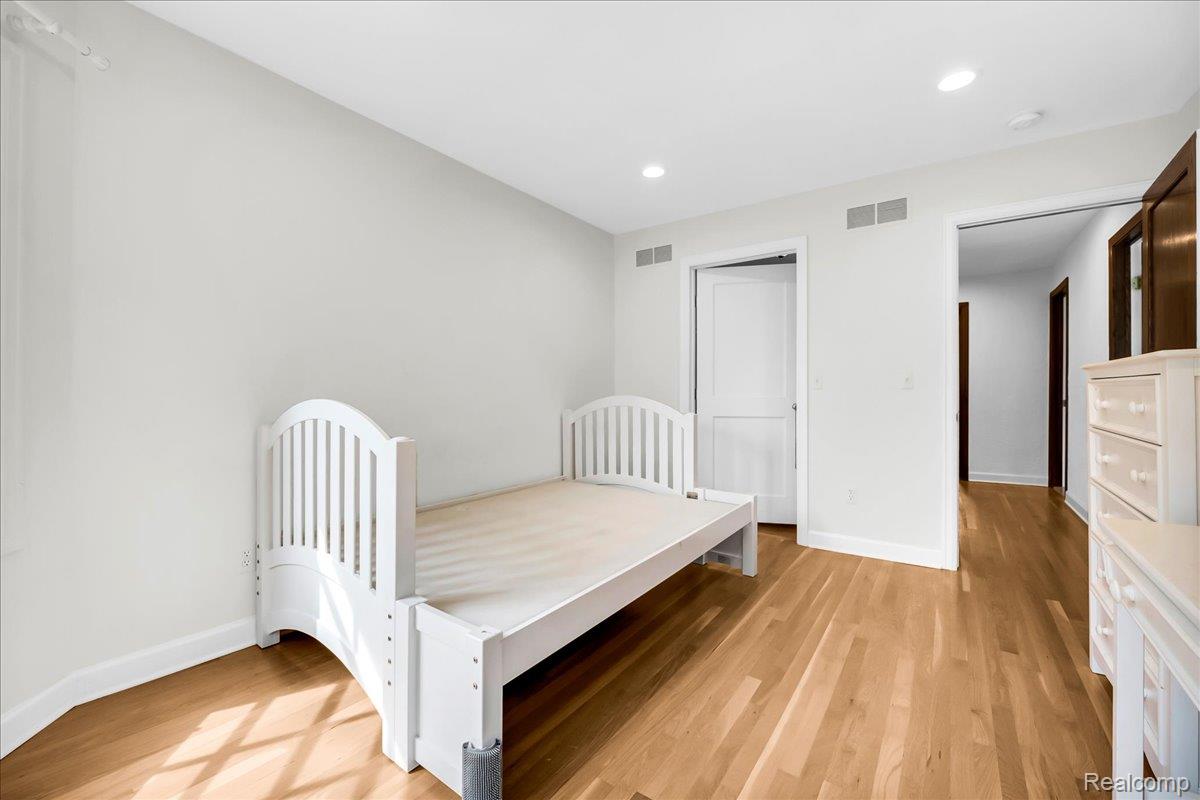 455 Linden Road