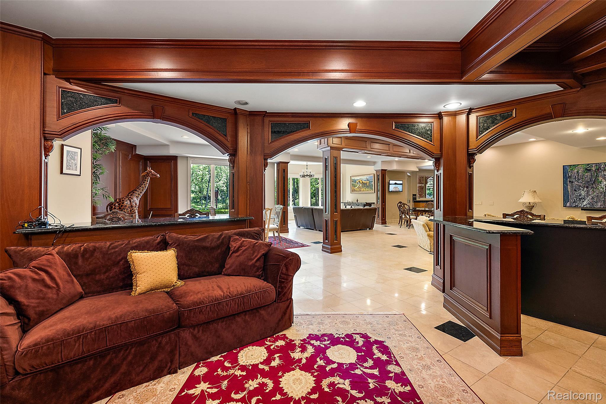 255 CAMELOT Way