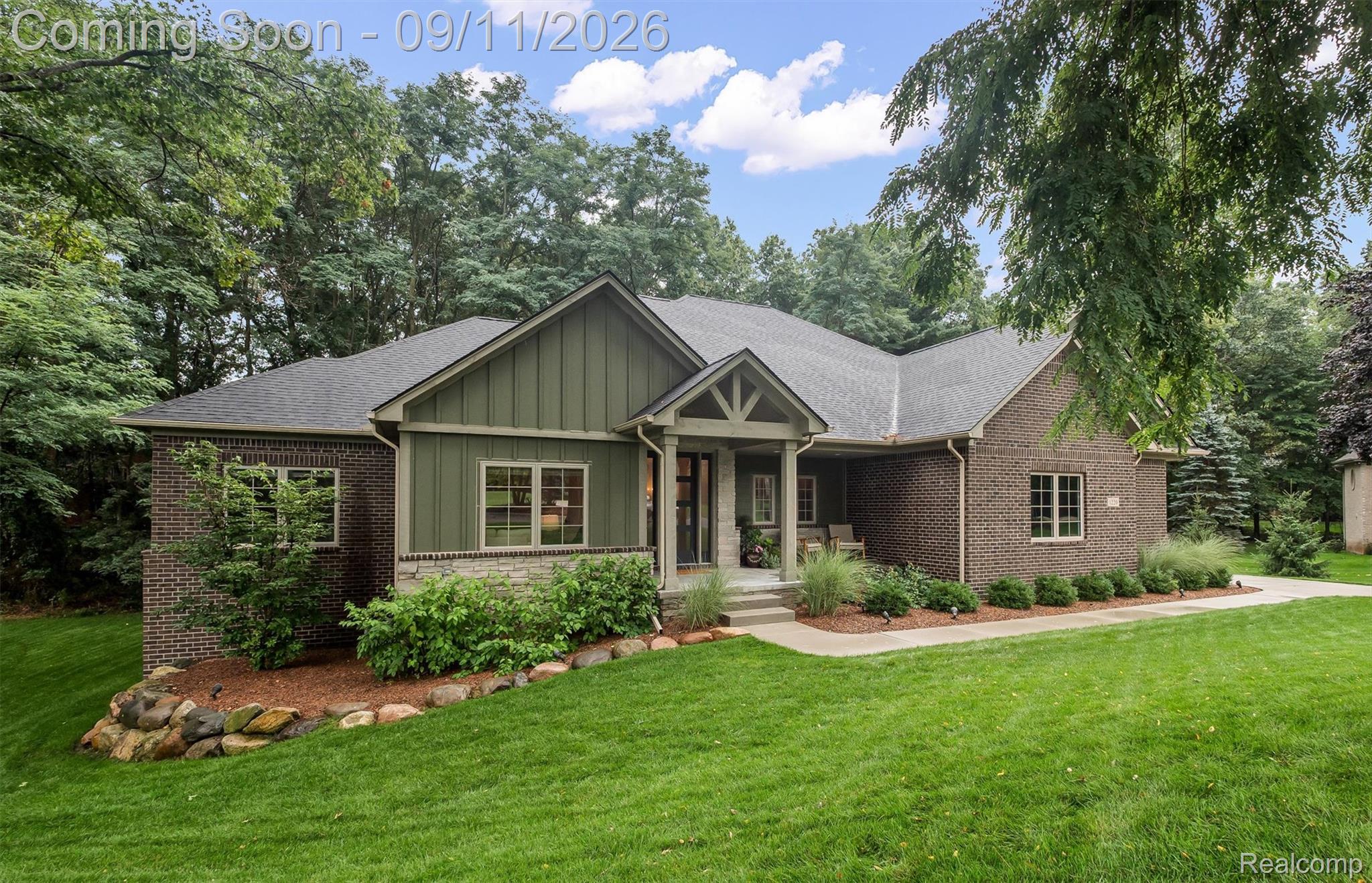 1220 Lacrosse Trail